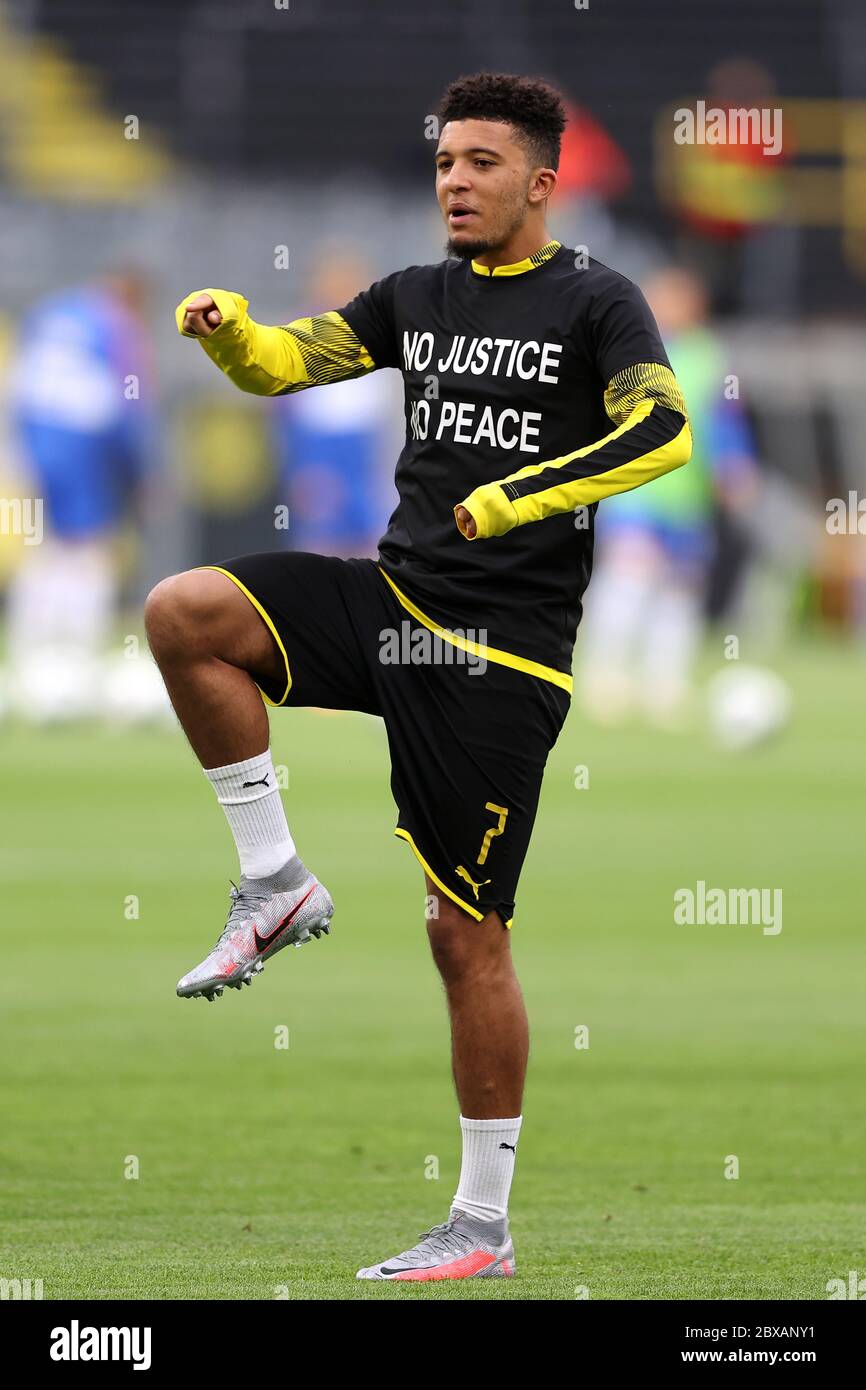 06 June 2020 North Rhine Westphalia Dortmund Football Bundesliga Borussia Dortmund Hertha Bsc 30th Matchday At Signal Iduna Park Jadon Sancho From Borussia Dortmund Wears A T Shirt With The Inscription No Justice