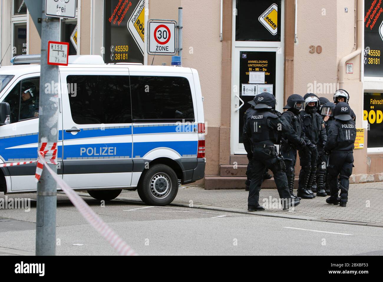 Worms, Germany. 6th June 2020. The police shows a heavy presence in the city centre of Worms. Around 50 right-wing protesters marched through the city centre of Worms for the 12. and last 'Day of the German Future’. The march was cut short due to several hundred counter protesters who blocked the  path of the right-wing march. The march was a yearly right-wing event in different German city that drew over 1000 protesters at its high-point. Stock Photo
