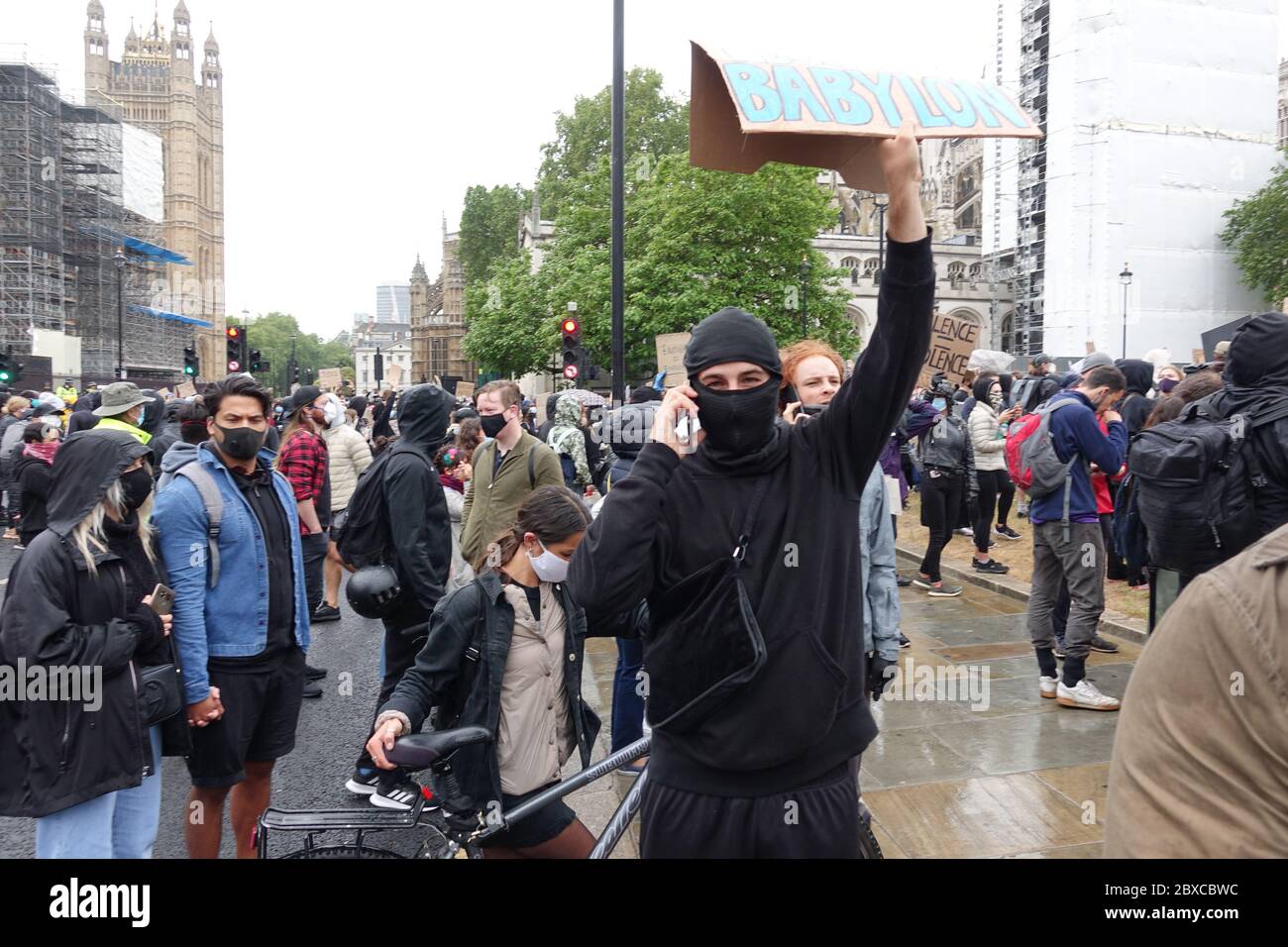 Thousands of Black Lives Matter protestors march through London, June ...