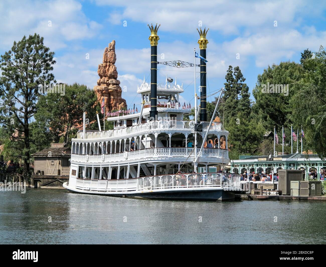 ANAHEIM, CALIFORNIA - May 25th, 2018 - Disneyland's Mark Twain Riverboat on the Rivers of America with Big Thunder Mountain behind. Stock Photo