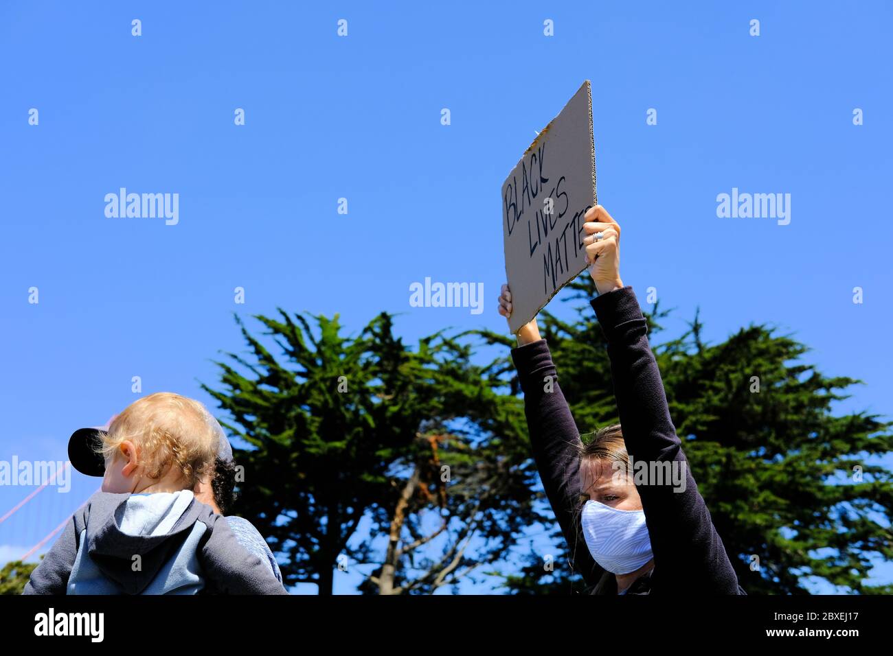 Black Lives Matter march across Golden Gate Bridge in San Francisco ...