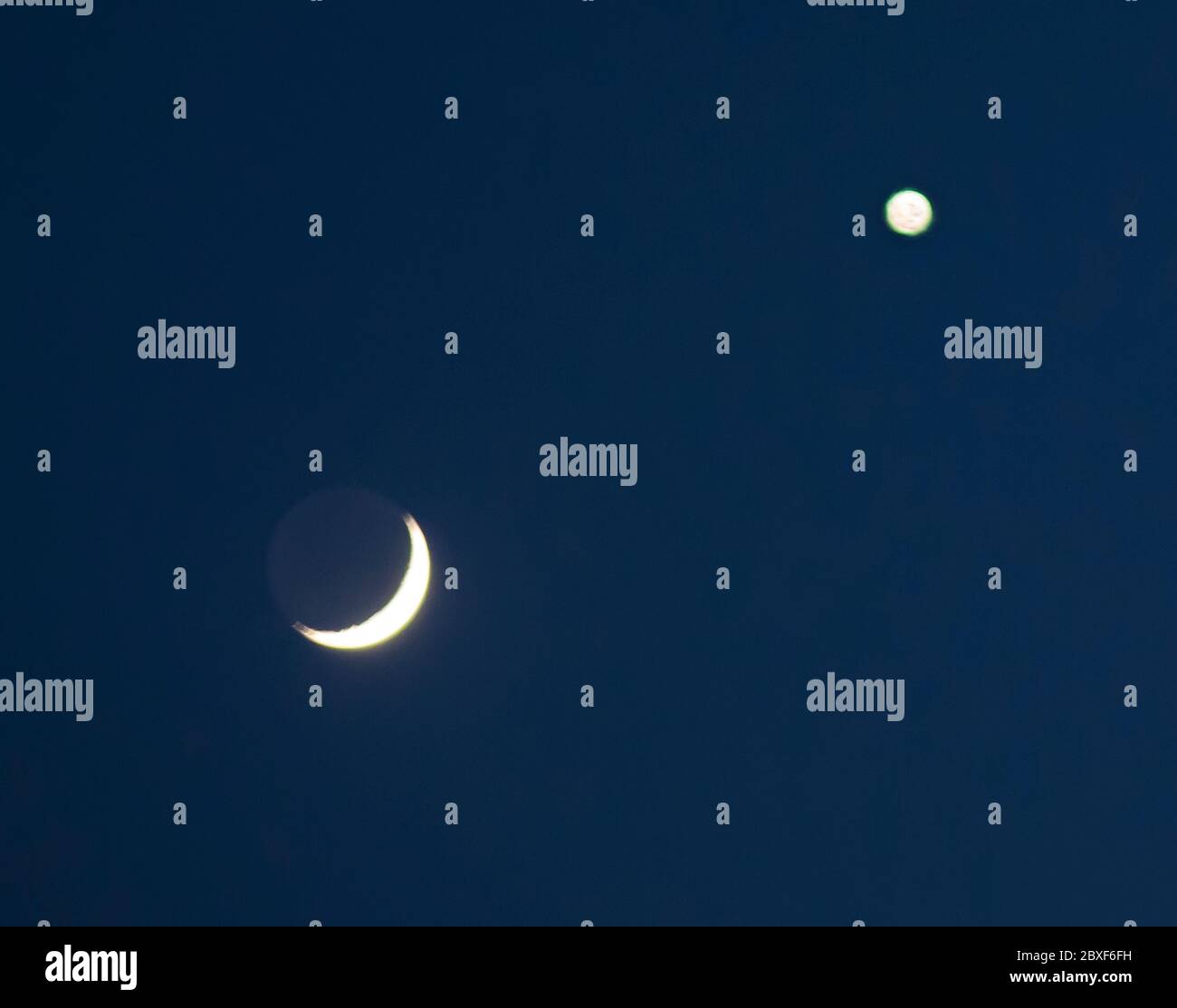 Crescent moon & Venus, April 26th. 2020 Stock Photo
