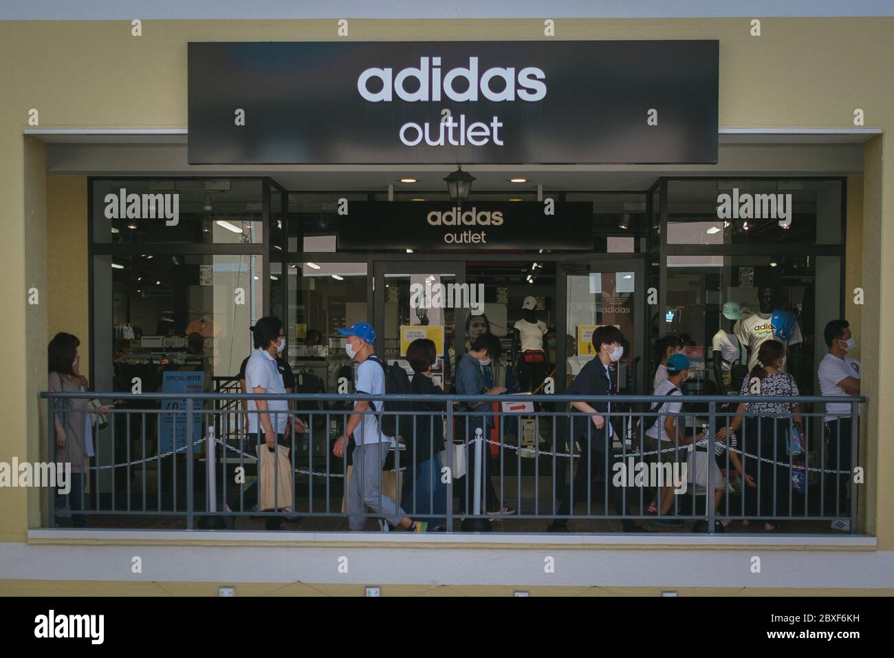 outlet park adidas
