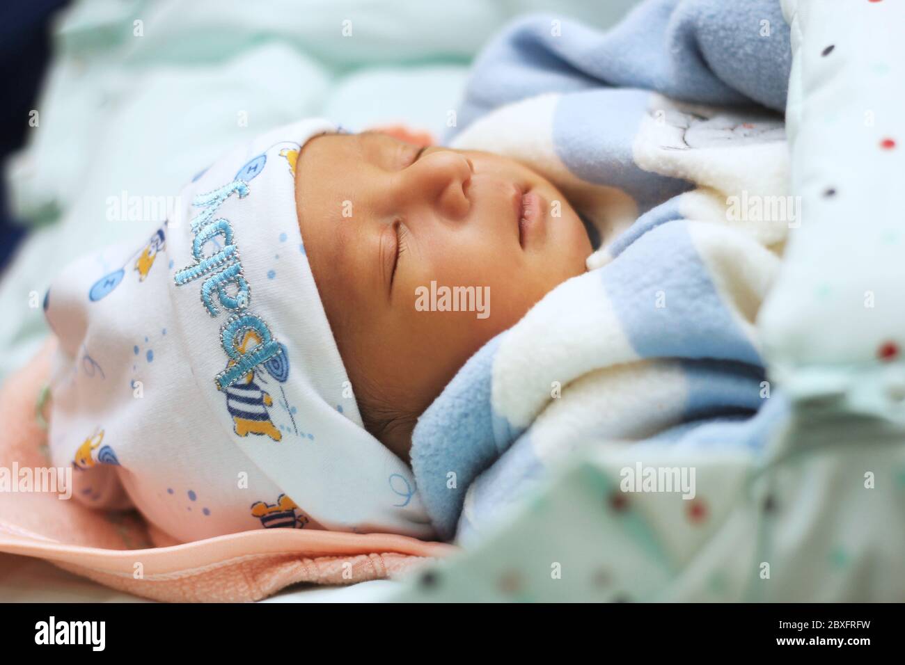 Indian new born baby hi-res stock photography and images - Alamy