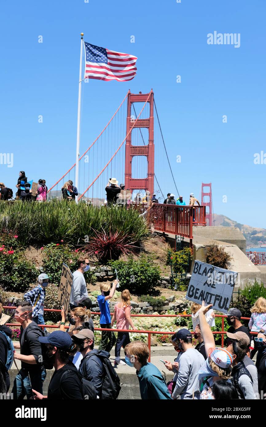 Black Lives Matter march across Golden Gate Bridge in San Francisco ...