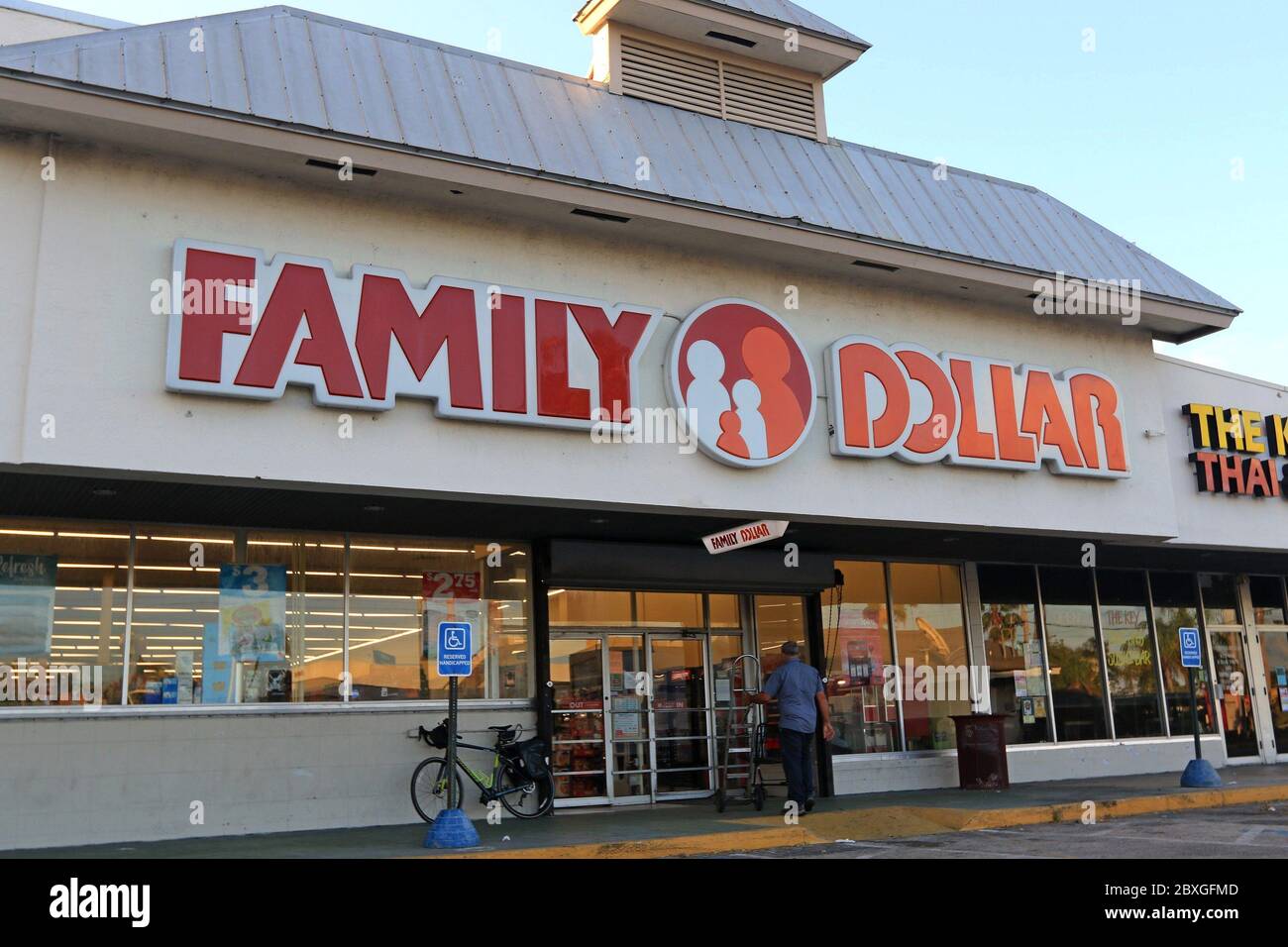 Key Largo, FL, 3/17/2020: Man walks into a Family Dollar store. Stock Photo