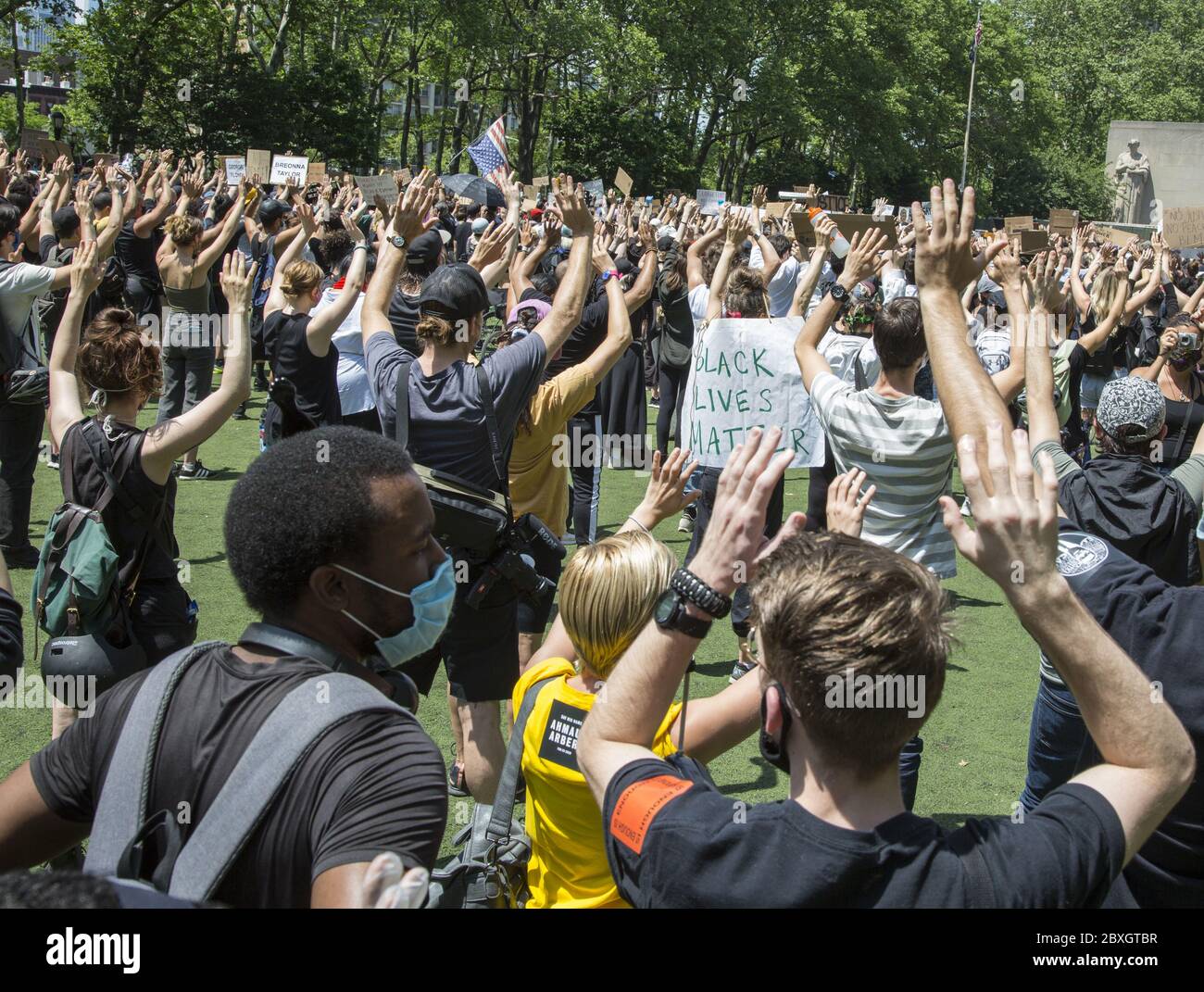 Memorial Gathering And Demonstration Honoring George Floyd At Cadman Plaza In Brooklyn Who Was Murdered By Minneapolis Police Demonstrators Take A Knee In Honor Of Floyd Stock Photo Alamy