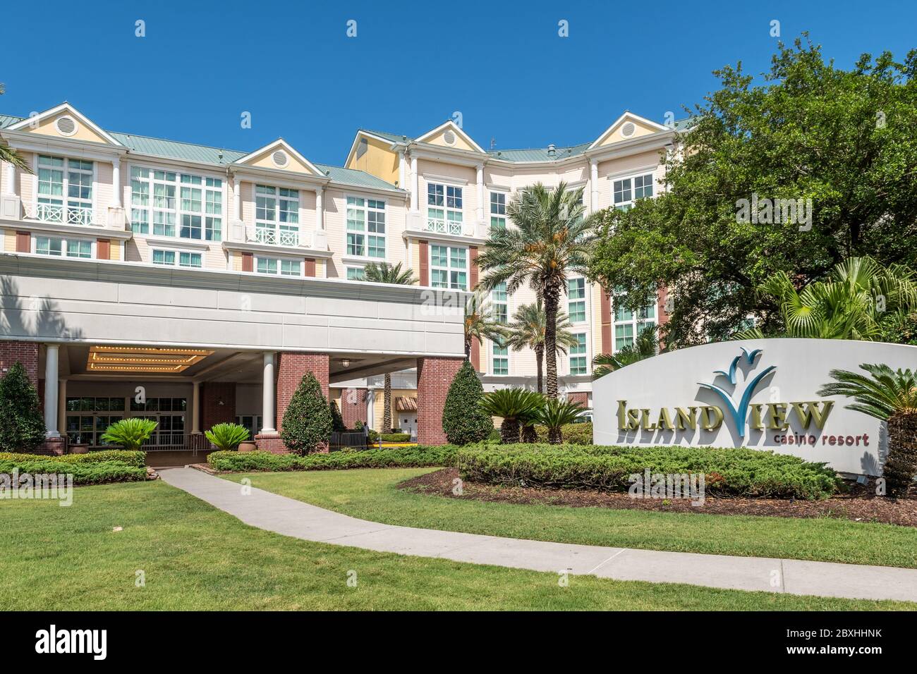 Island View Casino Resort, low rise casino hotel located across Highway 90 from sister property the Island View Beach Casino, Gulfport, Mississippi. Stock Photo