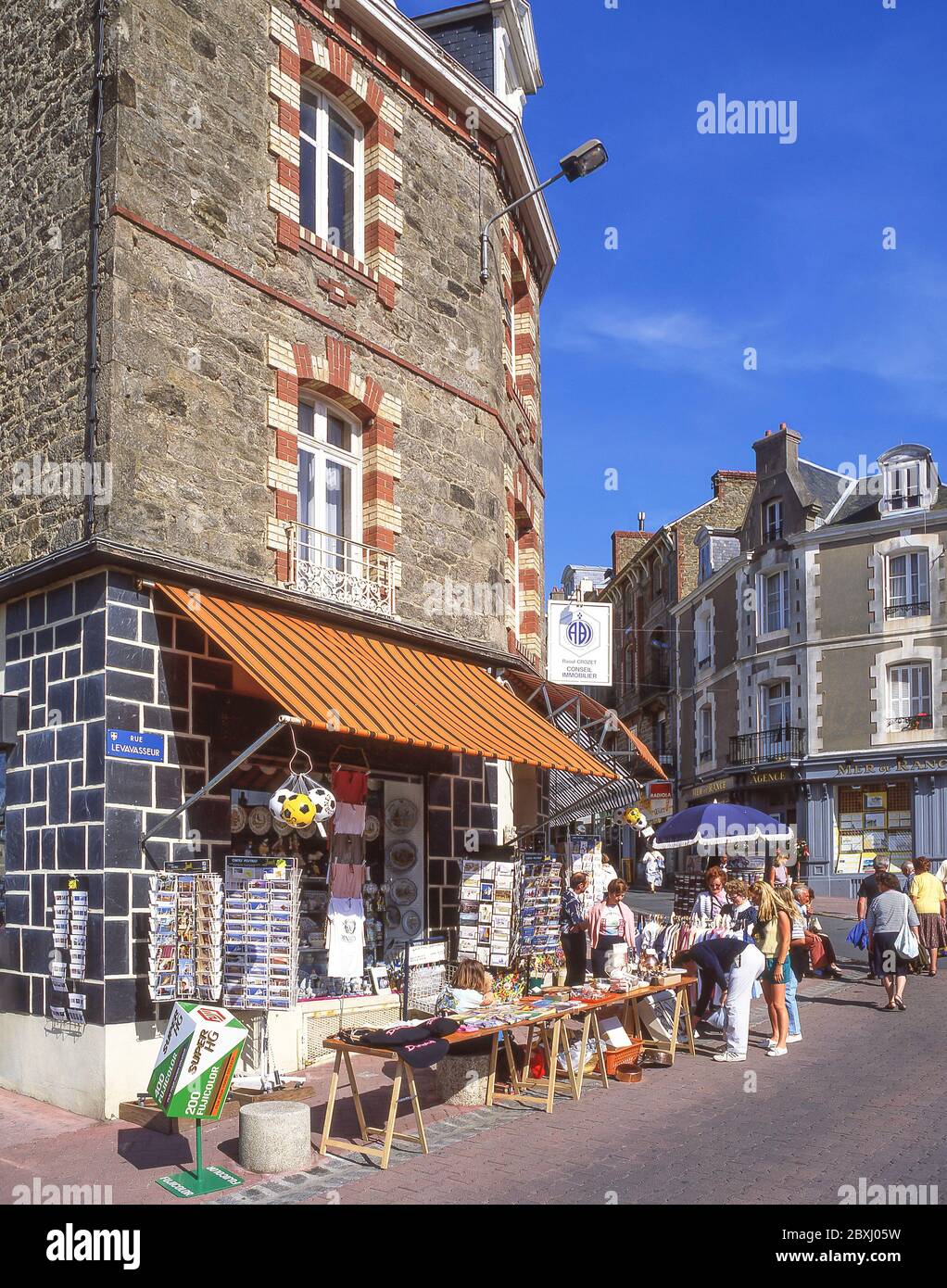 Souvenir shop and stall, Rue Levavasseur, Dinard,  Ille-et-Vilaine, Brittany, France Stock Photo
