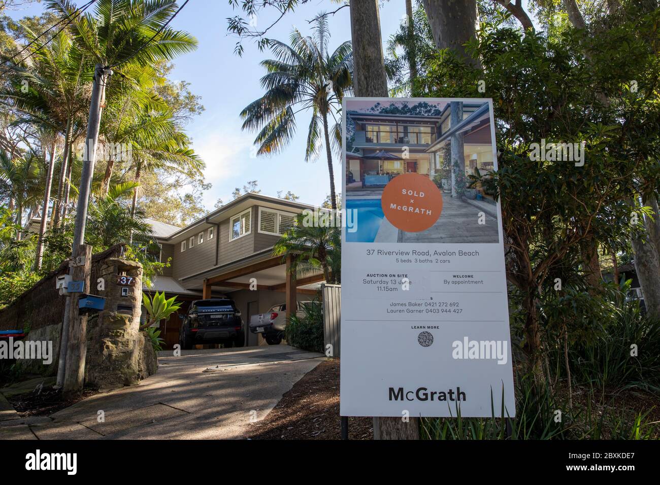 Mcgrath estate agents hires stock photography and images Alamy