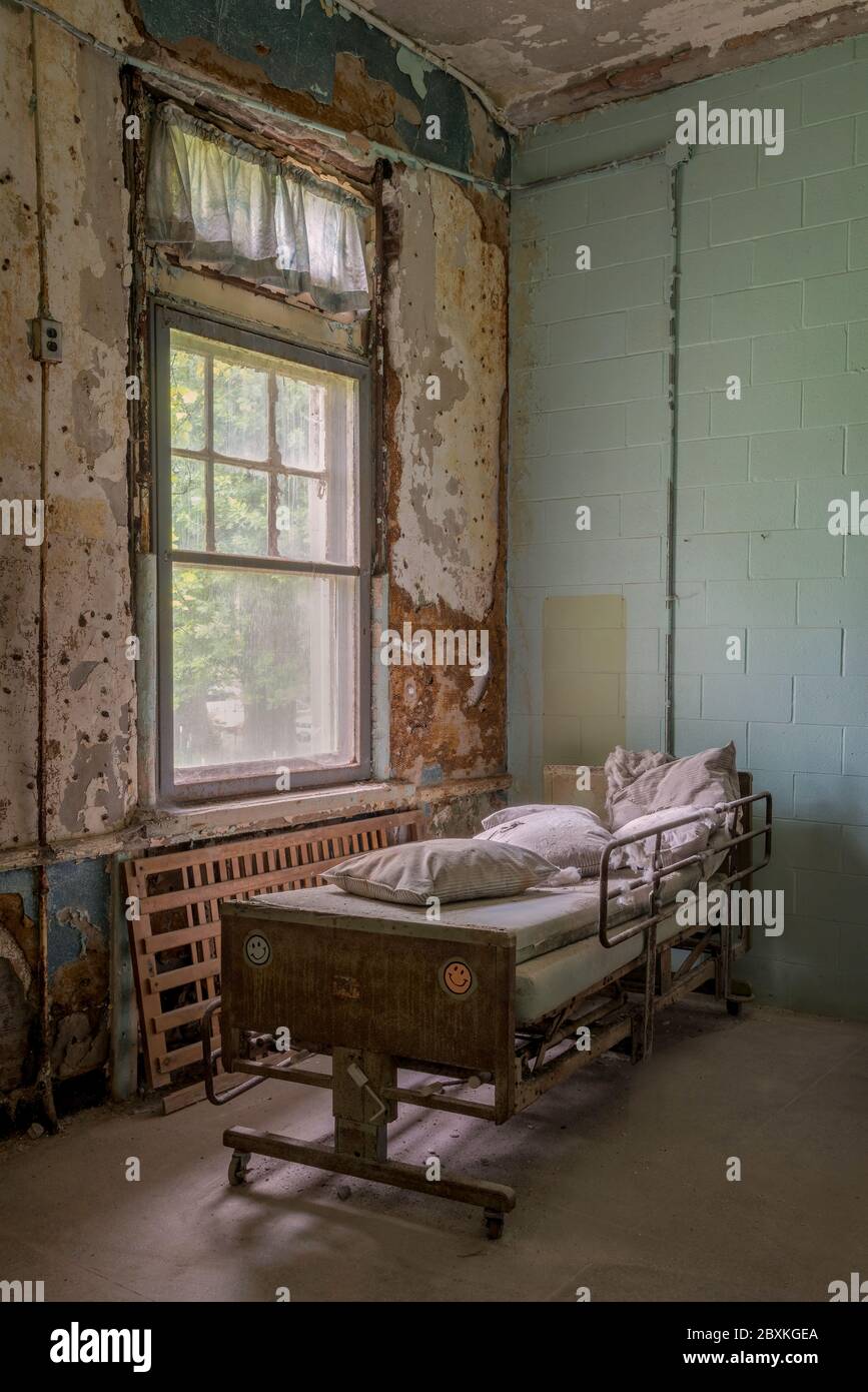 Haunted asylum hires stock photography and images Alamy