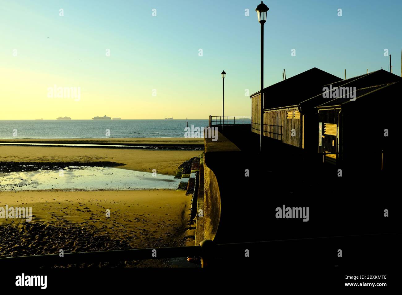 Sunrise at Small Hope Beach Shanklin Isle of Wight Stock Photo Alamy