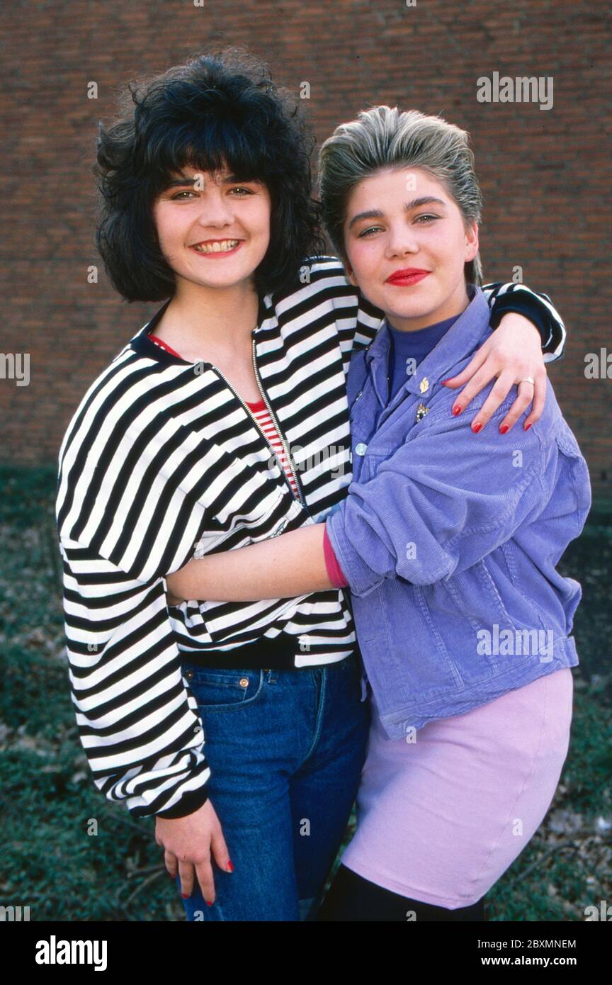 1980s Girls Dance Hi res Stock Photography And Images Alamy 1980s-girls-dance-hi-res-stock-photography-and-images-alamy