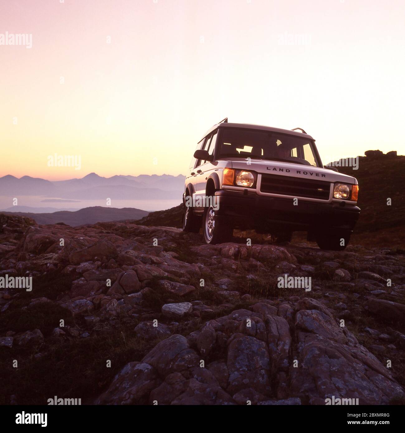 1999 land rover discovery series 2 hires stock photography and images