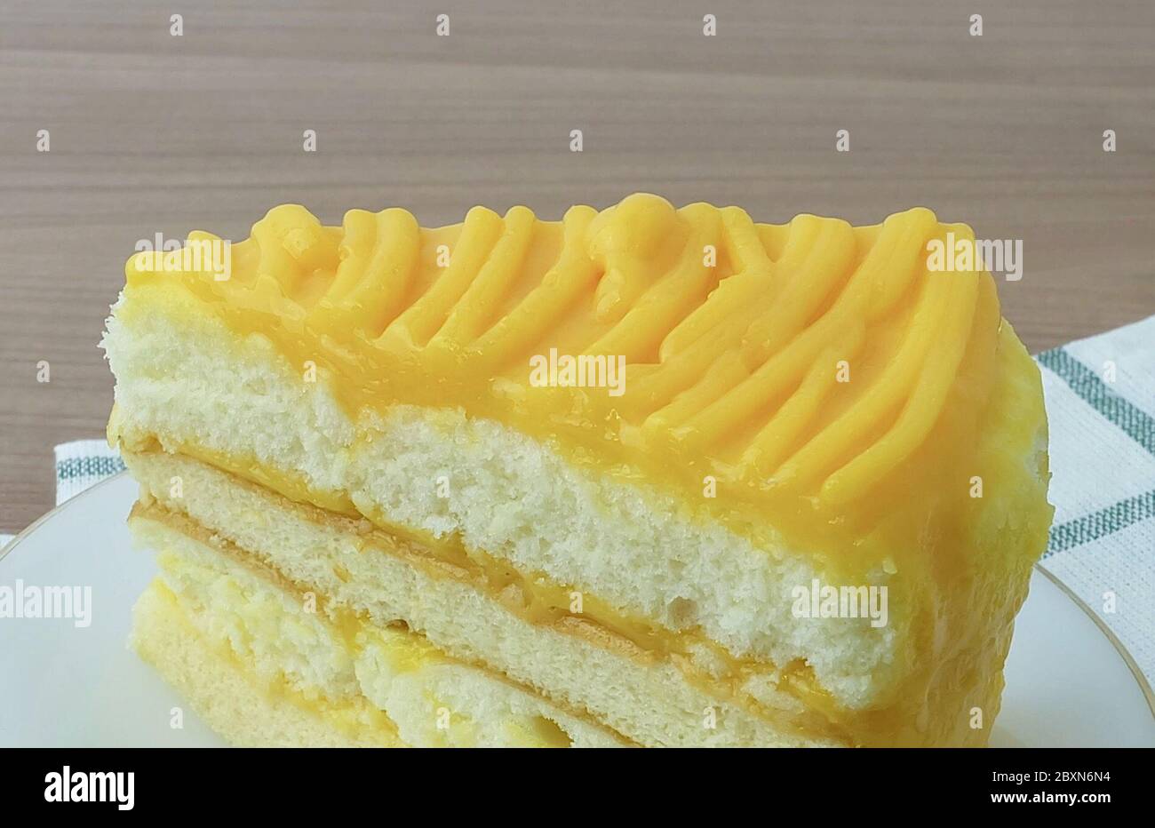 Cream Filled Gateau High Resolution Stock Photography And Images Alamy