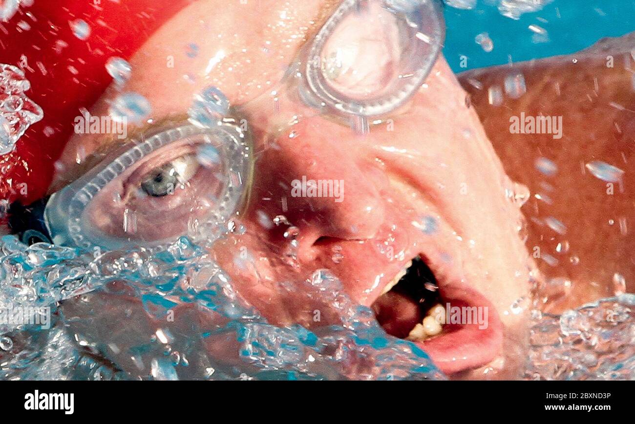 South London Swimming Club hosts the 5th Cold Water Swimming