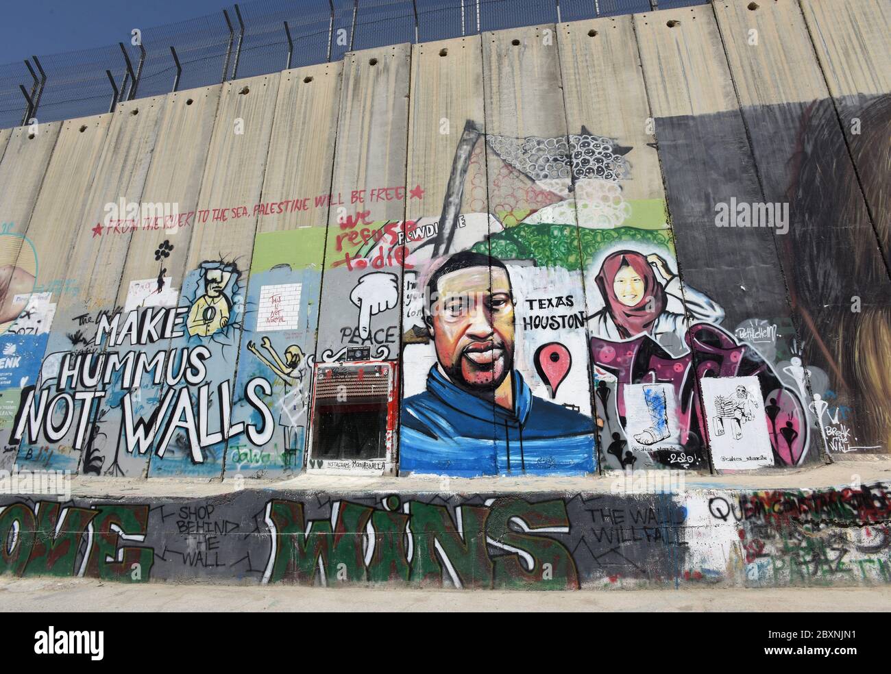 Bethlehem, West Bank. 08th June, 2020. A graffiti mural of the late George Floyd is seen on the Israeli separation wall in Bethlehem, West Bank, on Monday, June 8, 2020. Floyd, 46, an unarmed African American, died on May 25, in Minneapolis, Minnesota, after a white police officer Derek Charvin forcefully knelt on his neck for nearly nine minutes while Floyd pleaded that he couldn't breathe. Photo by Debbie Hill/UPI Credit: UPI/Alamy Live News Stock Photo