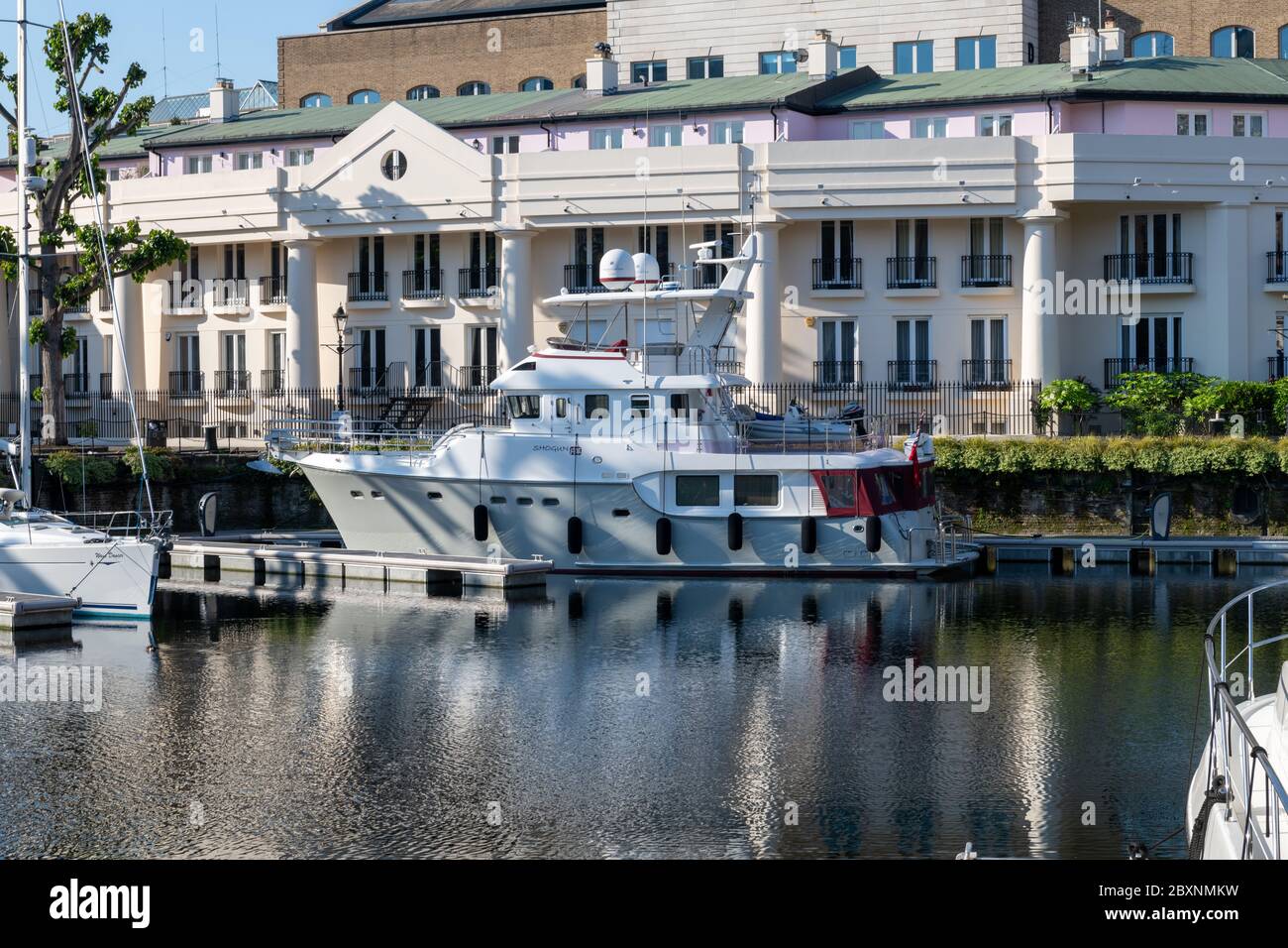 Picture of Exclusive apartments and luxury pleasure boat in St. Katherine Dock ...