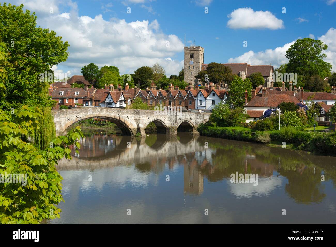 Village and medieval bridge over the River Medway, Aylesford, Kent, England, United Kingdom, Europe Stock Photo