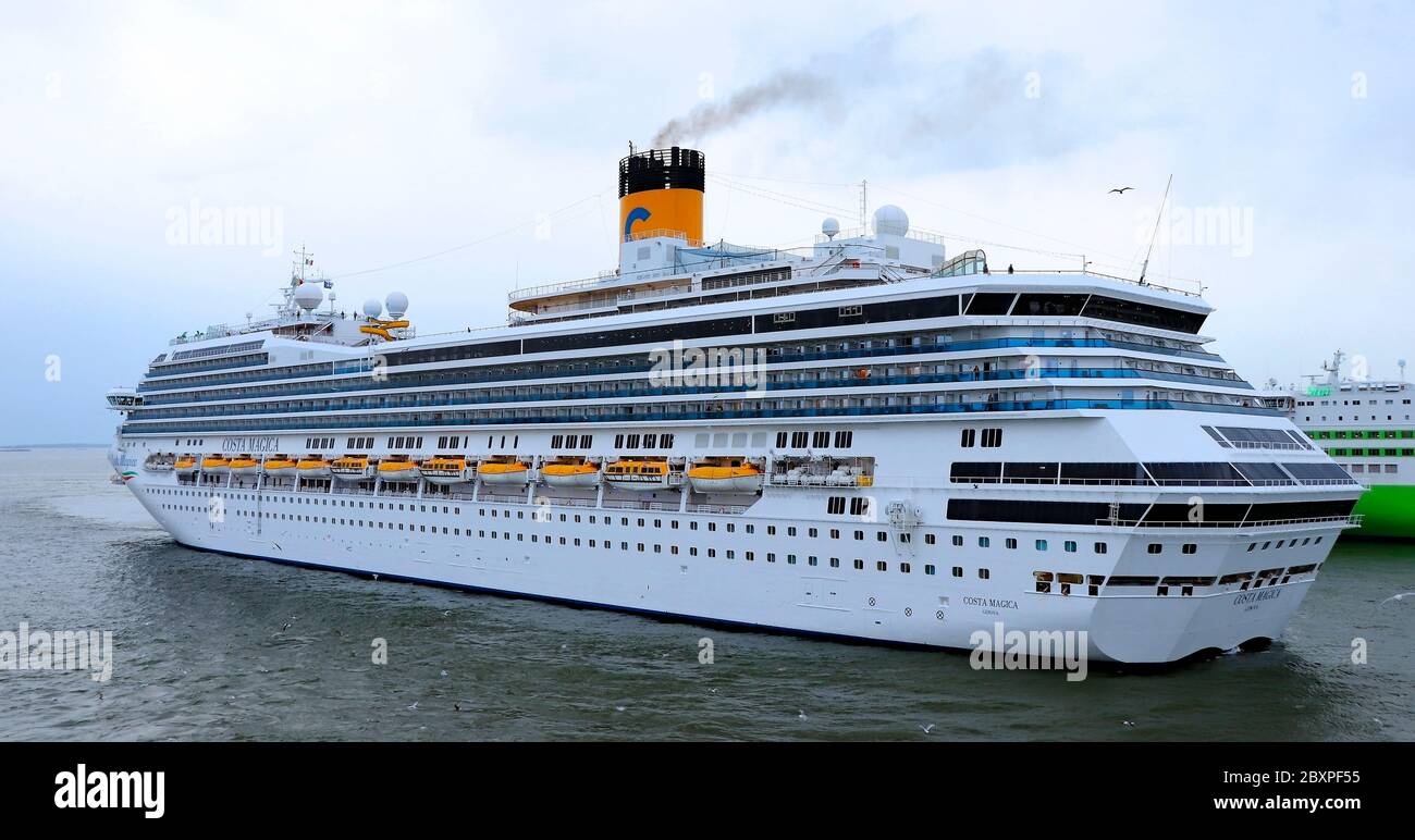 Cruise Ship Entering The Port Of Helsinki Finland Stock Photo Alamy