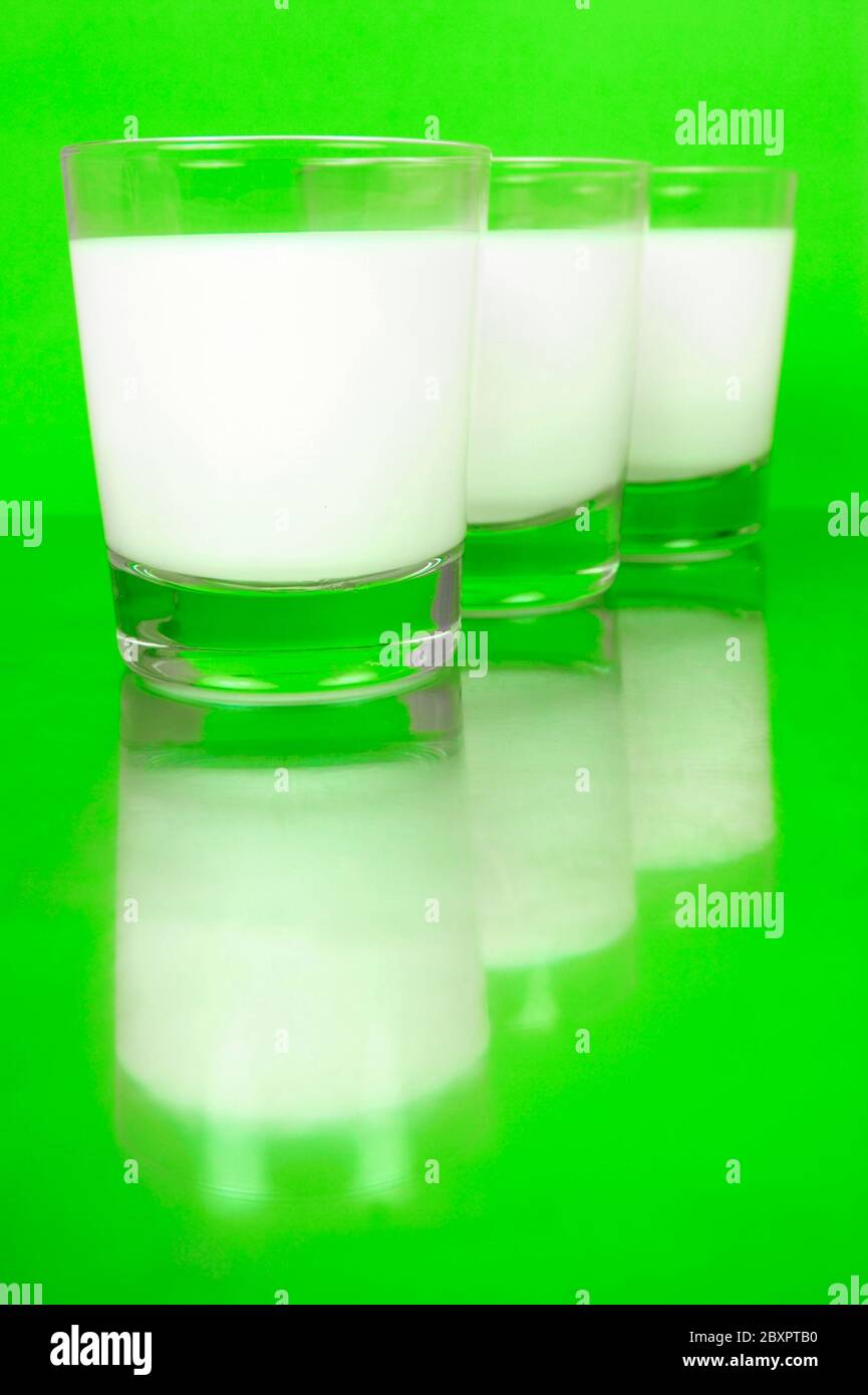 Full cream milk Stock Photo - Alamy