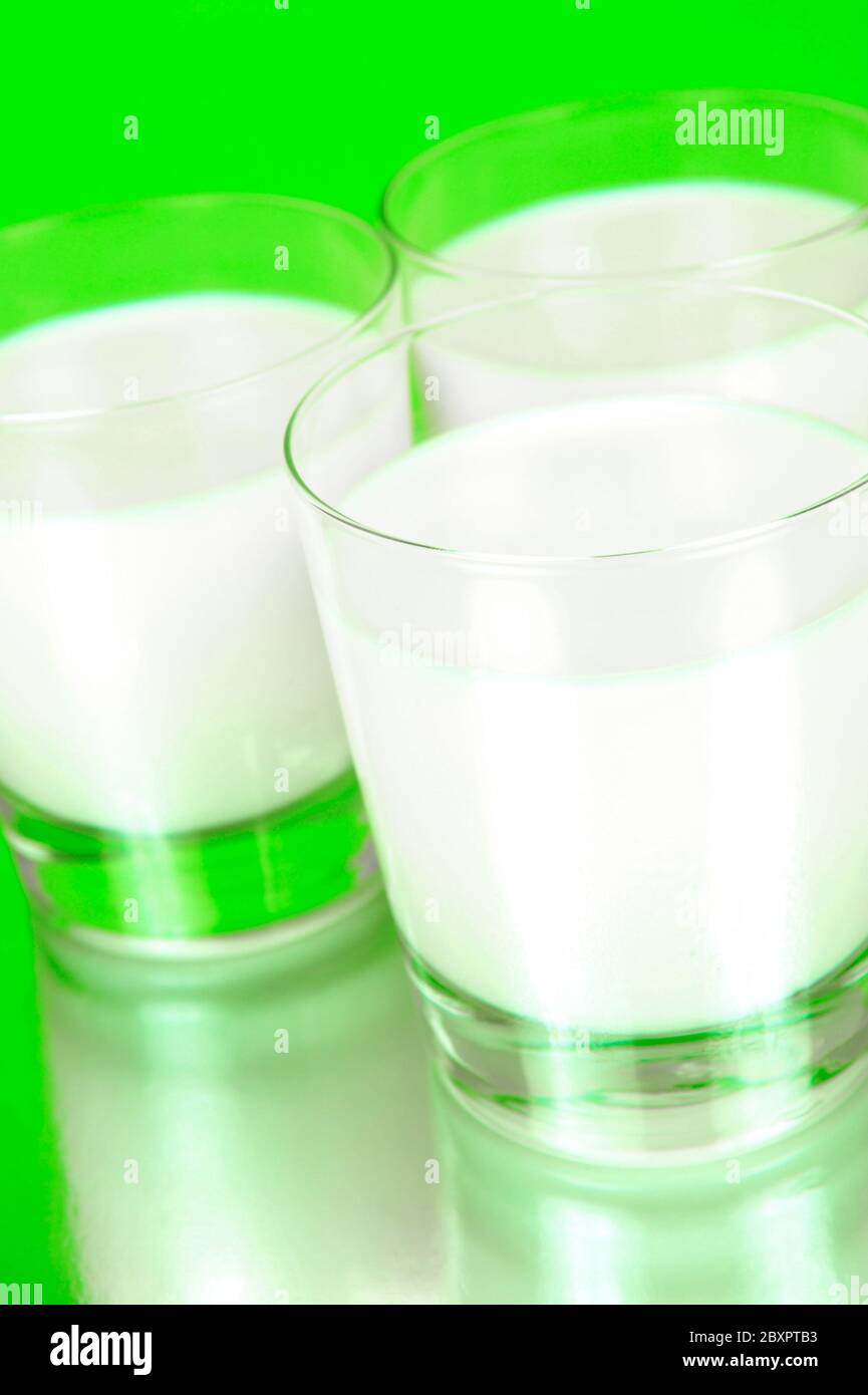 Full cream milk Stock Photo - Alamy