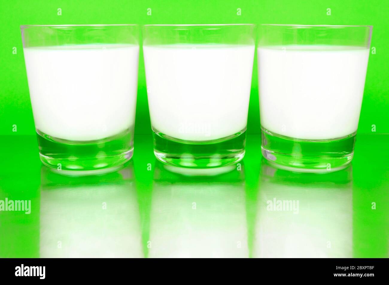 Full cream milk Stock Photo - Alamy