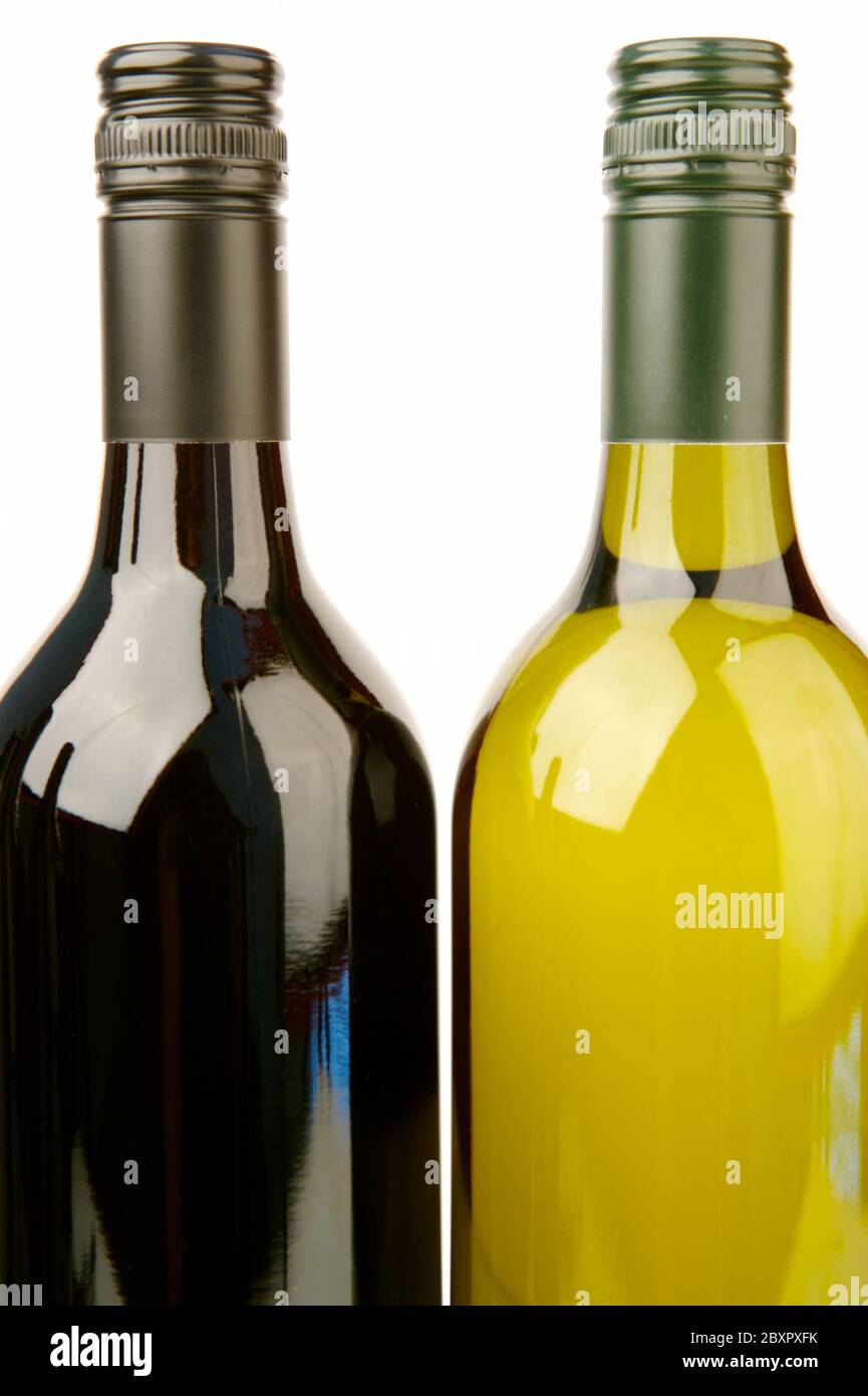 Bottles of red and white wine Stock Photo Alamy