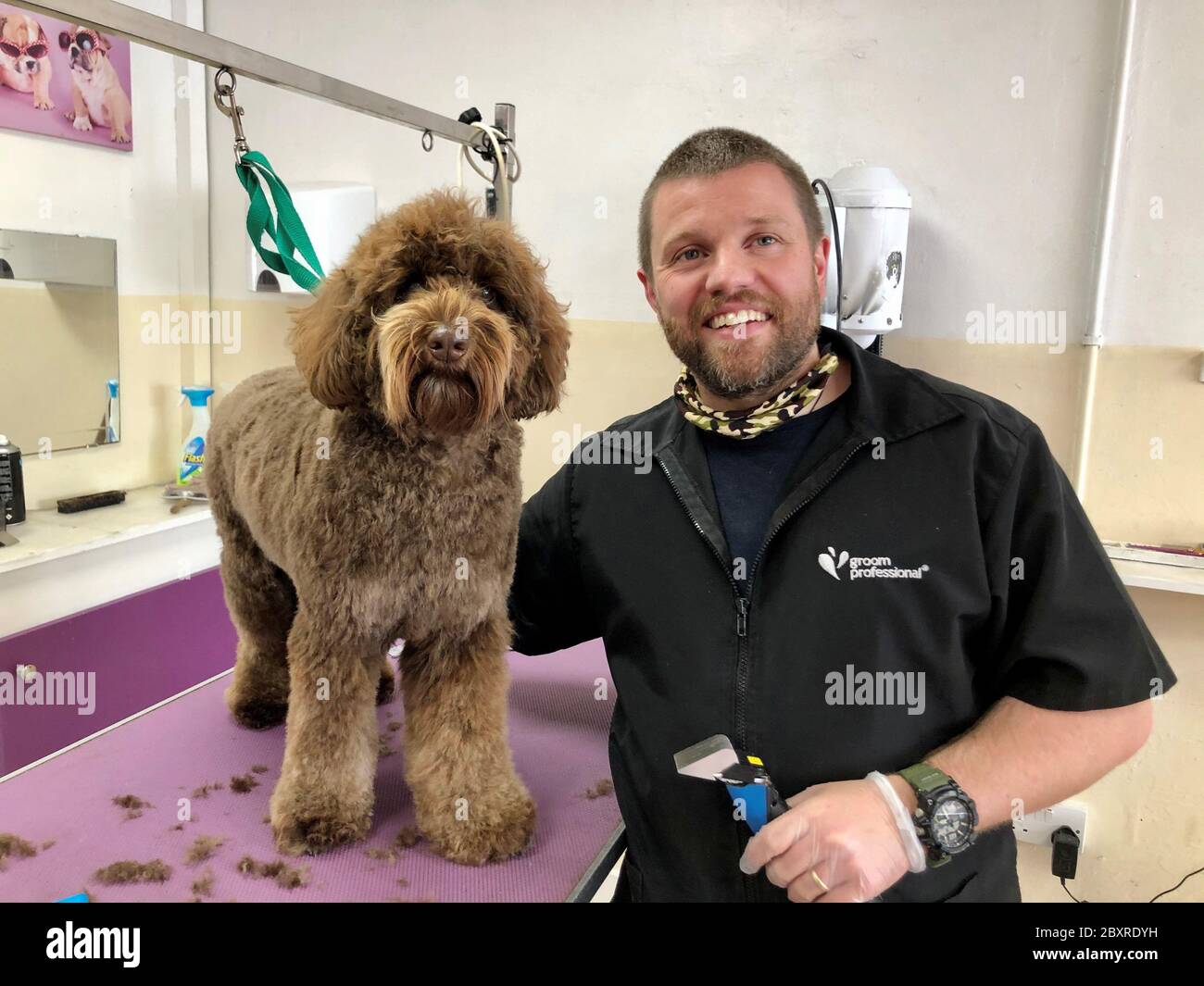 Owner ruff cuts hires stock photography and images Alamy