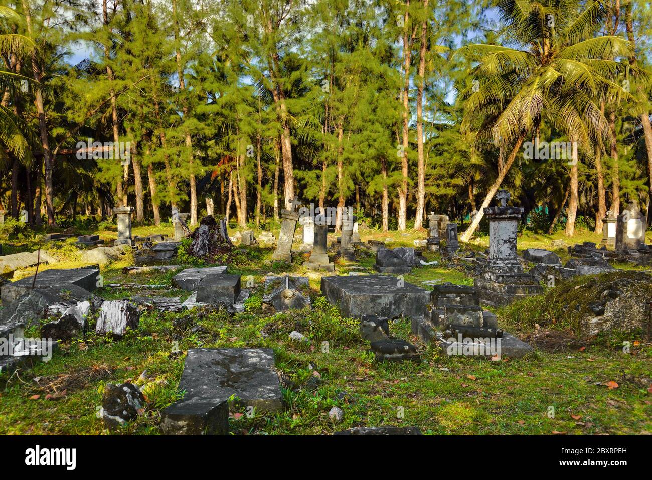 Cemetery culture hi-res stock photography and images - Alamy