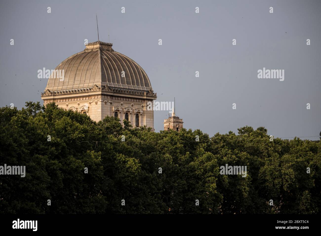 Rome, view with the dome of the Jewish Synagogue Stock Photo