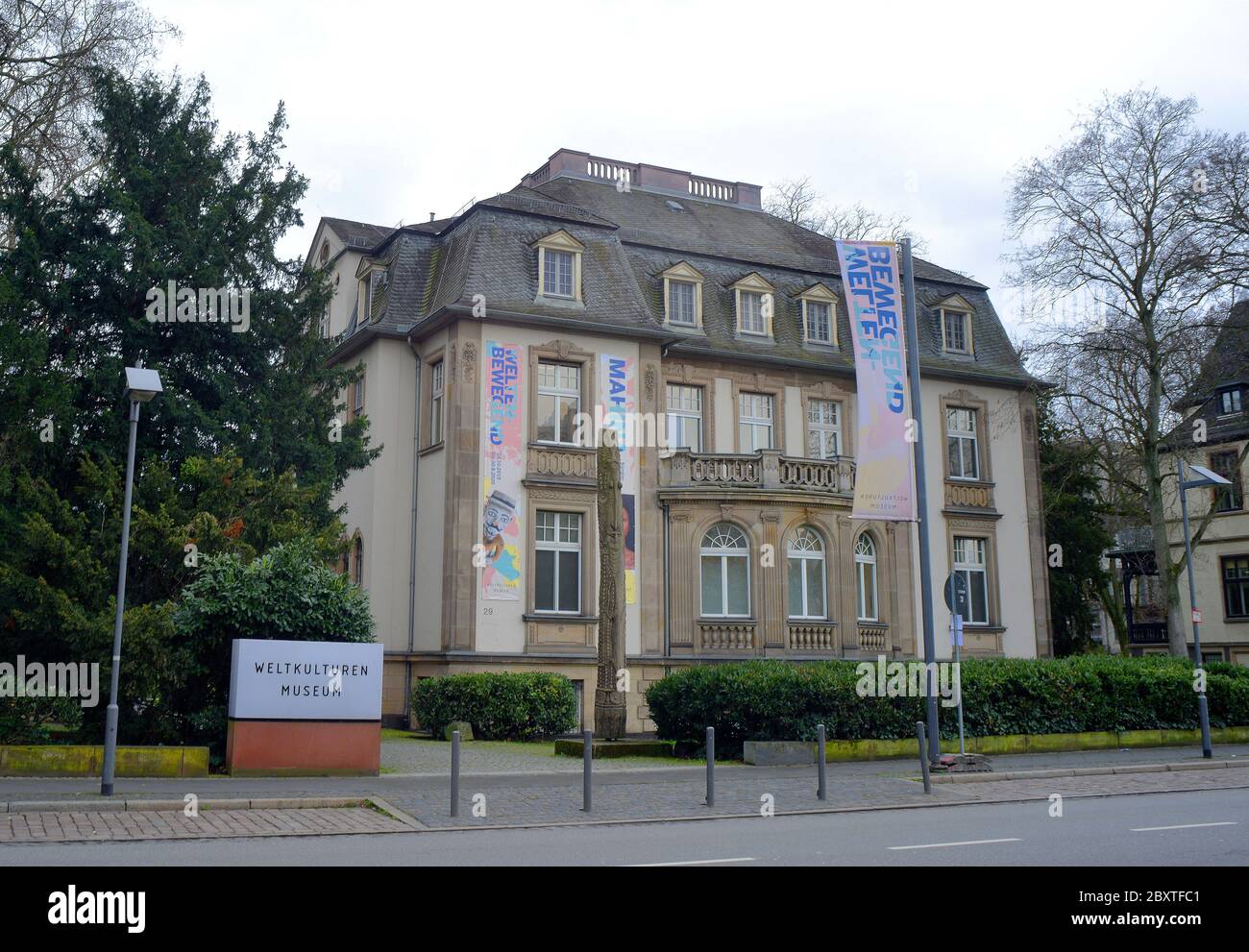 Frankfurt Main, Germany 03-11-2013 Weltkulturmuseum, museum of world cultures Stock Photo