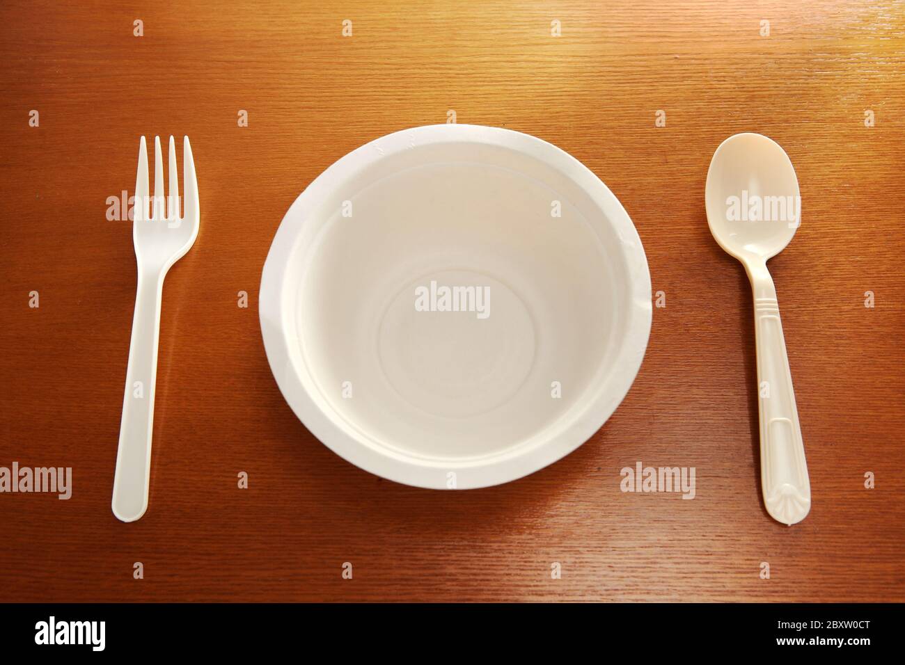 Disposable dishware table setting Stock Photo Alamy