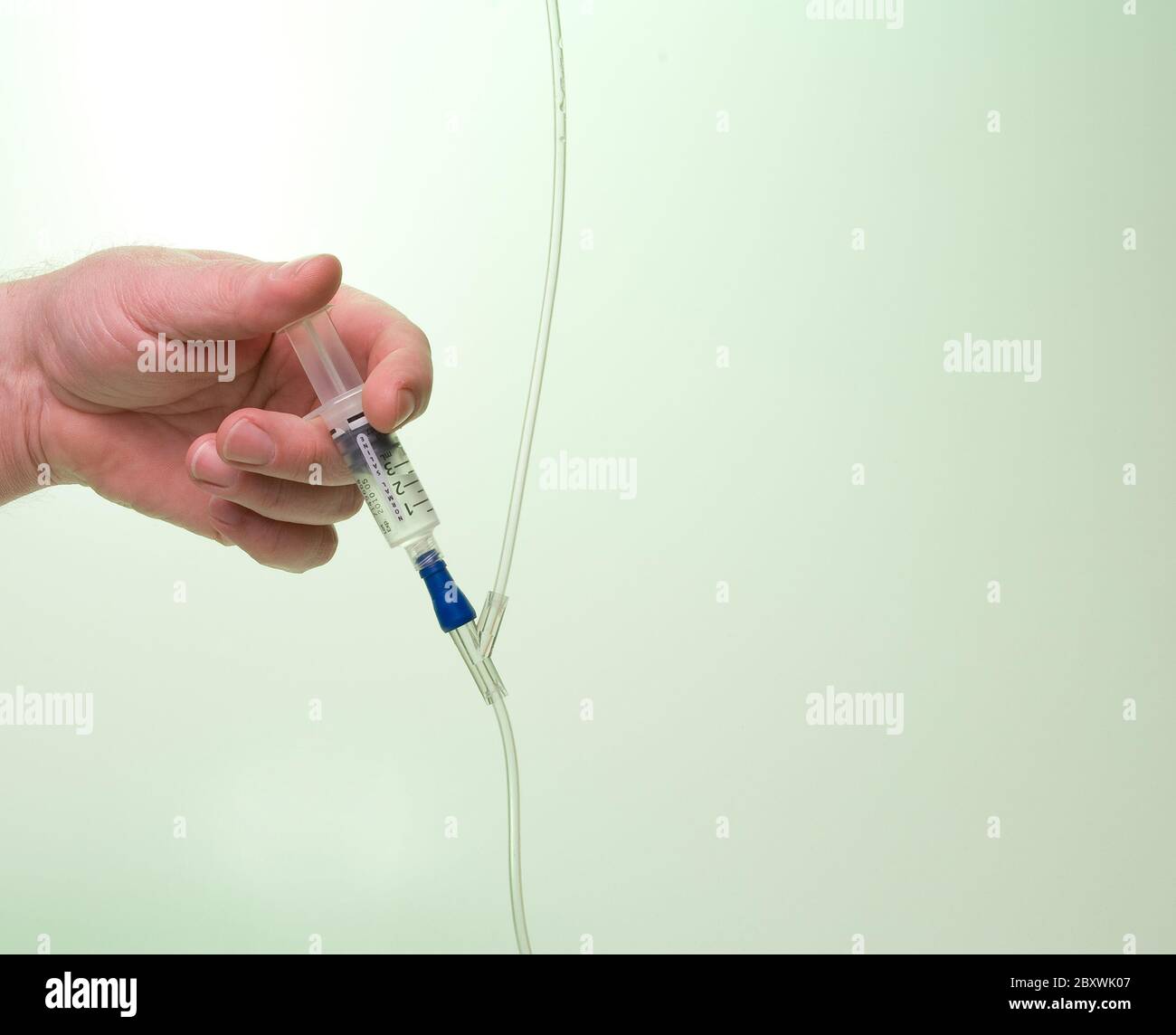 Saline flush hires stock photography and images Alamy