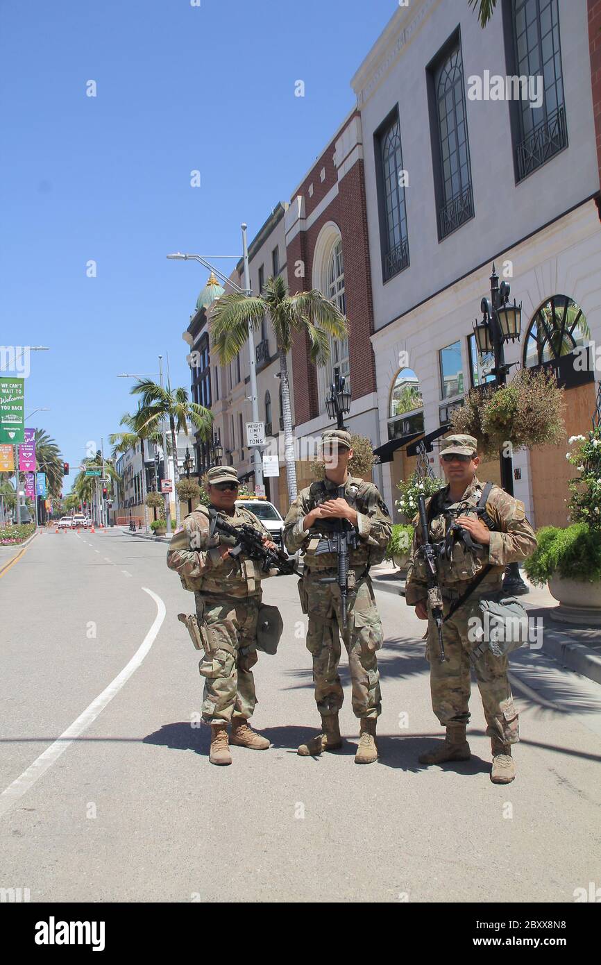Los Angeles, USA. 07th June, 2020. Shops and Hotel are Boarded Up in Beverly Hills 06/06/2020 Shops and Hotel are Boarded Up in Beverly Hills, CA Credit: Cronos/Alamy Live News Stock Photo
