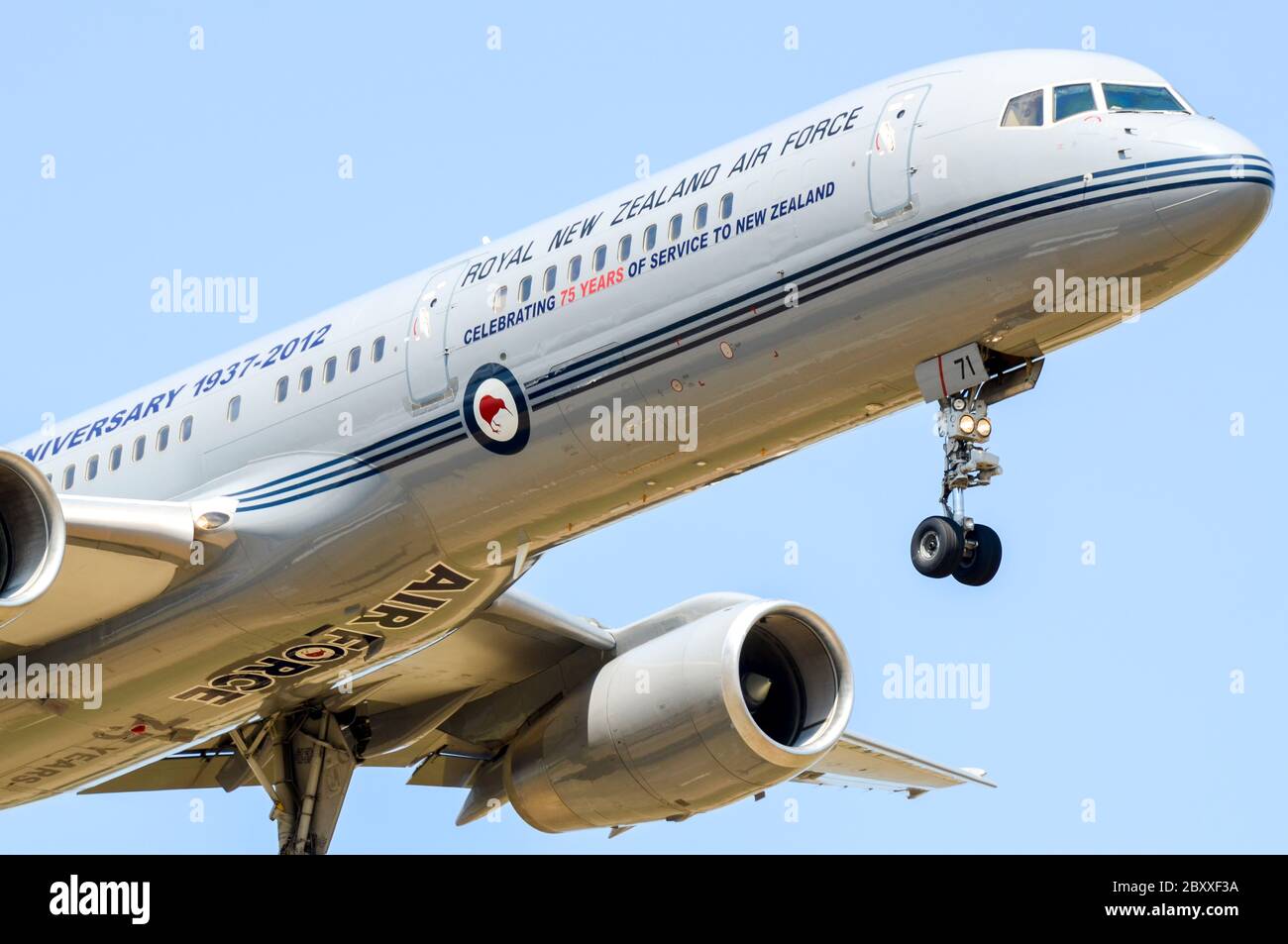 Royal New Zealand Air Force RNZAF Boeing 757 jet plane aircraft . Uses include transport for visiting VIPs and royalty. 75th anniversary paint scheme Stock Photo