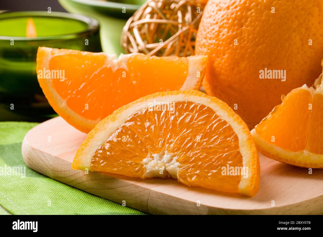 лимон срез. долька апельсина. ломтик апельсина. долька апельсина. кусочки апельсина.