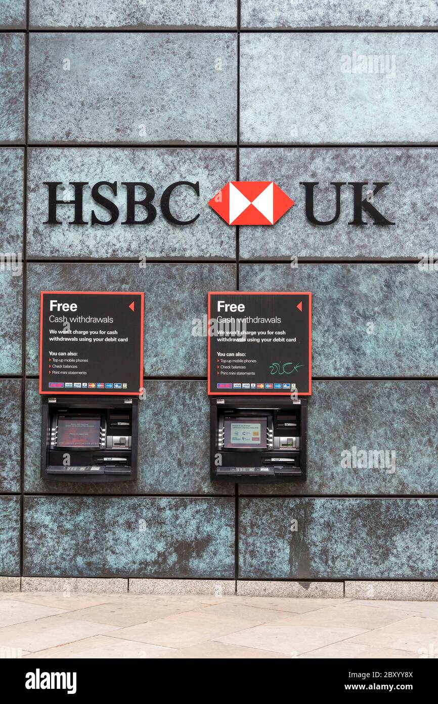 Hsbc bank atm cash machines hi-res stock photography and images - Alamy