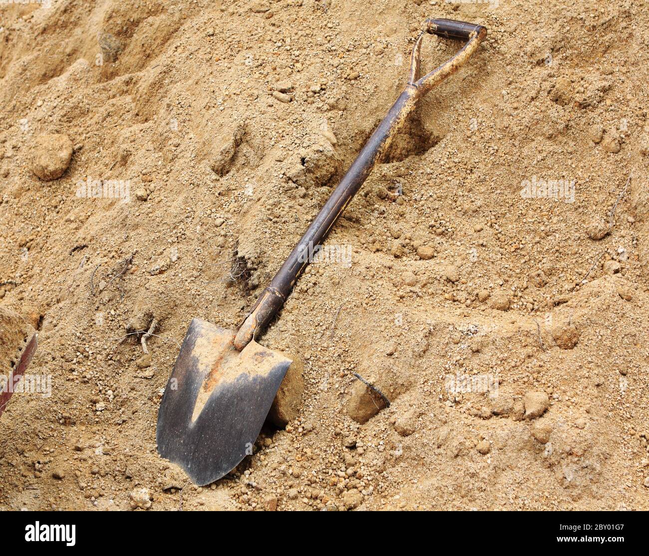 Vintage wooden shovel hi-res stock photography and images - Alamy