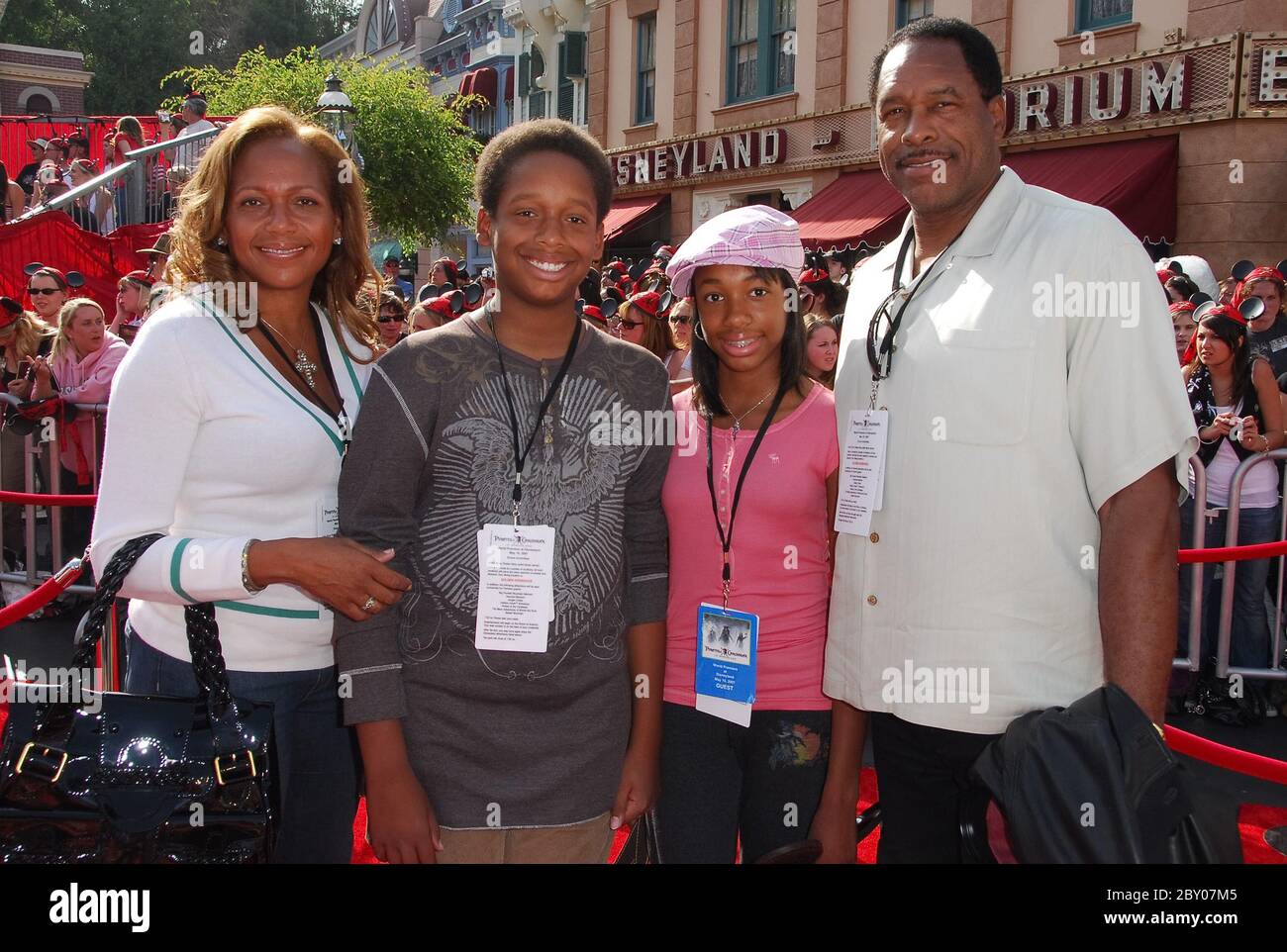Red carpet retro dave winfield and family hi res stock photography and