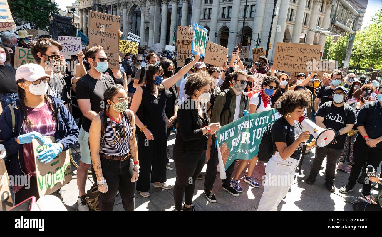 New York, United States. 08th June, 2020. 500 Current and former mayor's office staff organize protest to address NYPD policing streets at City Hall in New York on June 8, 2020. (Photo by Lev Radin/Sipa USA) Credit: Sipa USA/Alamy Live News Stock Photo
