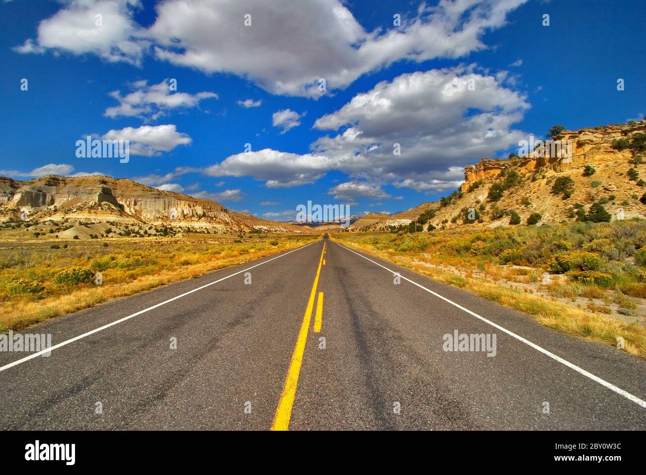 American road hi-res stock photography and images - Alamy