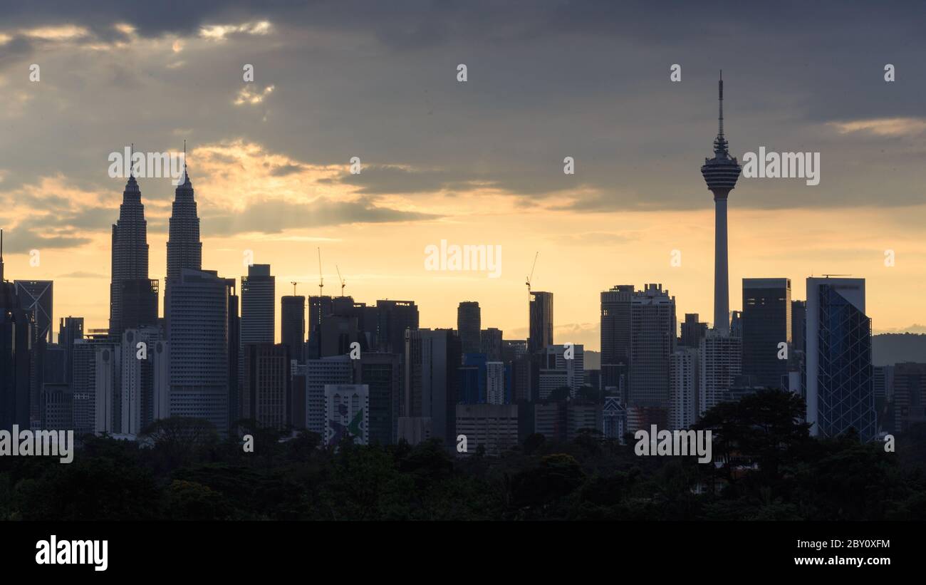 Asian city aerial cloud sun rays hi-res stock photography and images ...