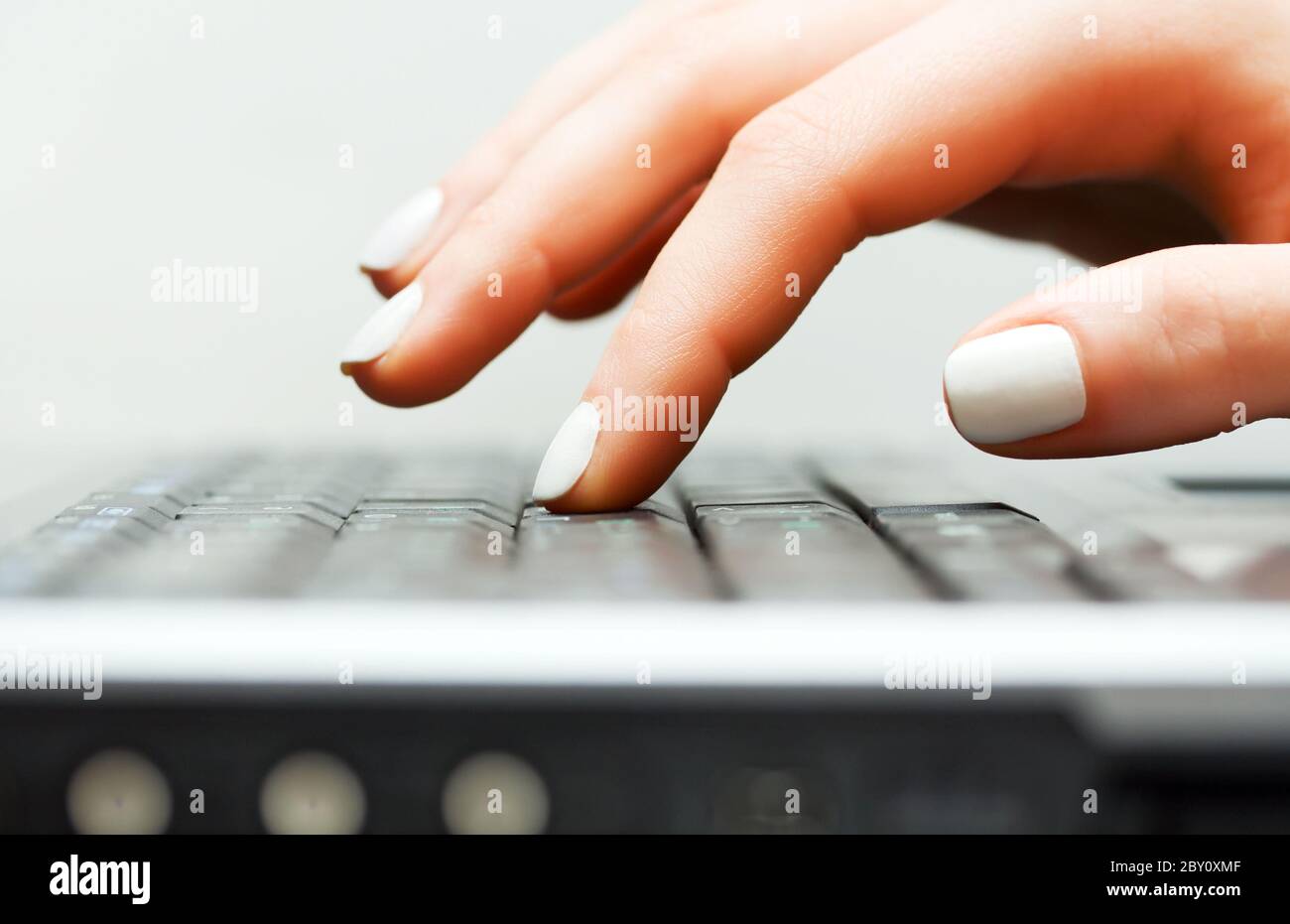 Hands typing on desktop hi-res stock photography and images - Alamy