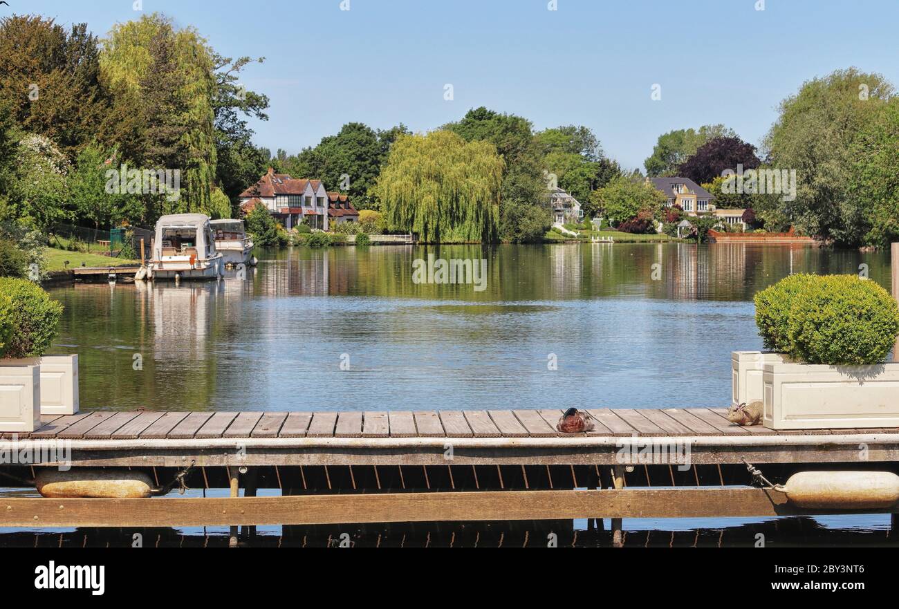 The River Thames at the Village of Bray in Berkshire, England Stock Photo