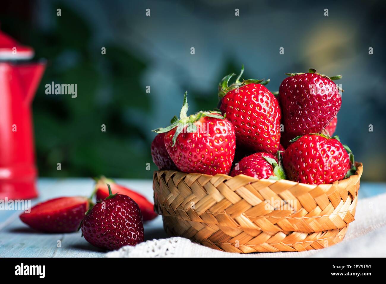 Strawberries in bowl shape hi-res stock photography and images - Alamy