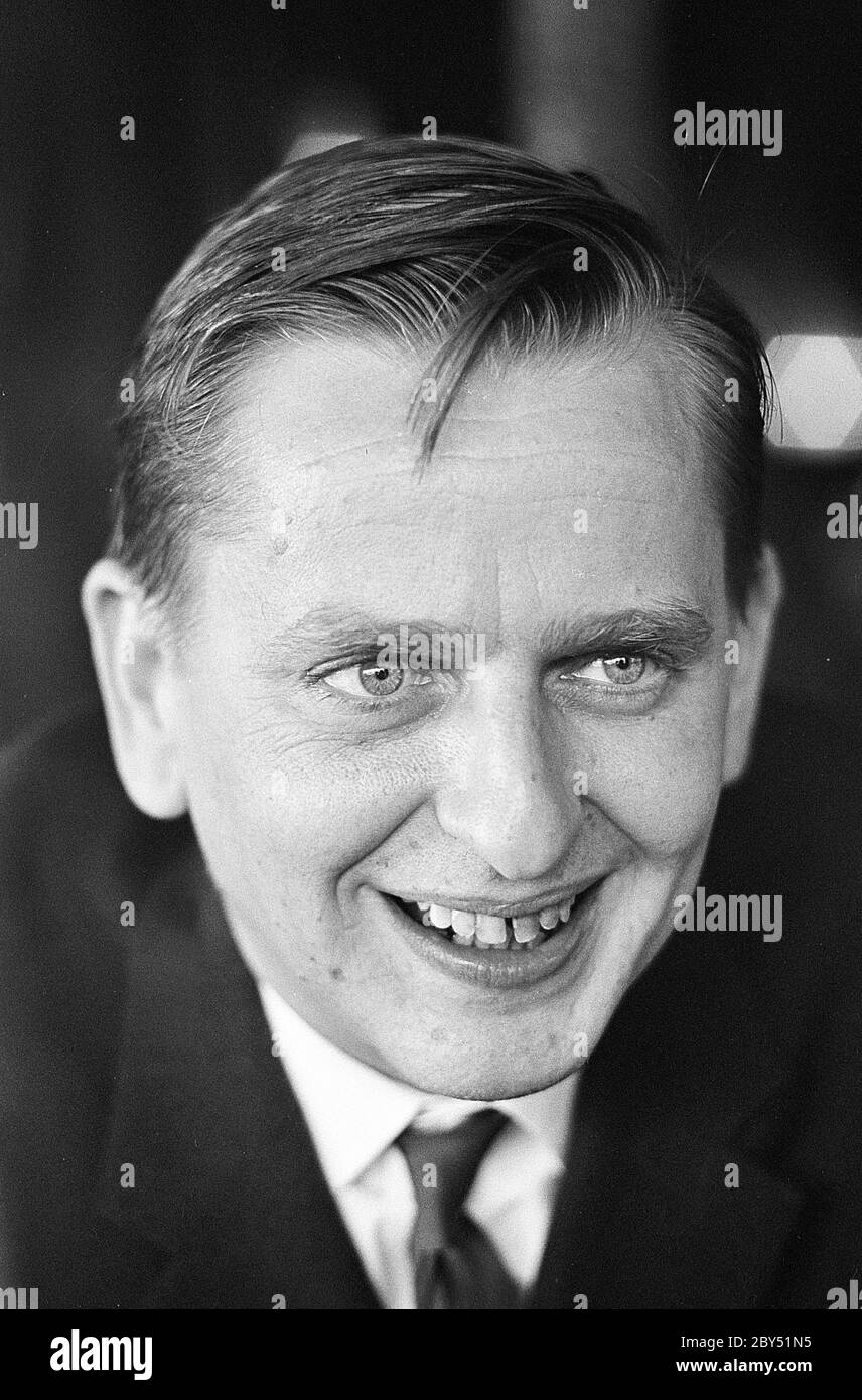 Olof Palme. Swedish social democratic politican and prime minister. Born october 14 1927. Murdered february 28 1985. Pictured here in october 1965. Stock Photo