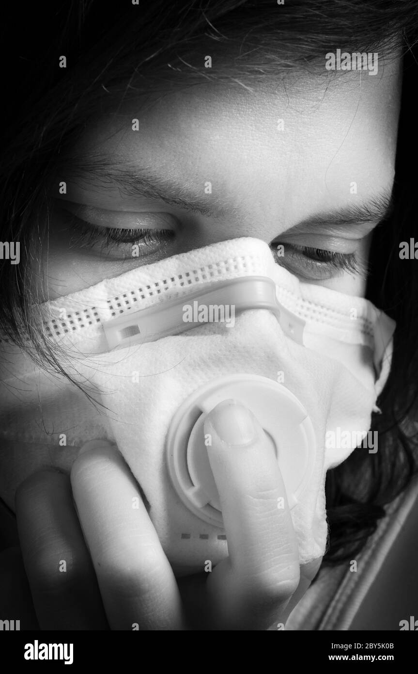 Face wearing mask black and white hi-res stock photography and images ...
