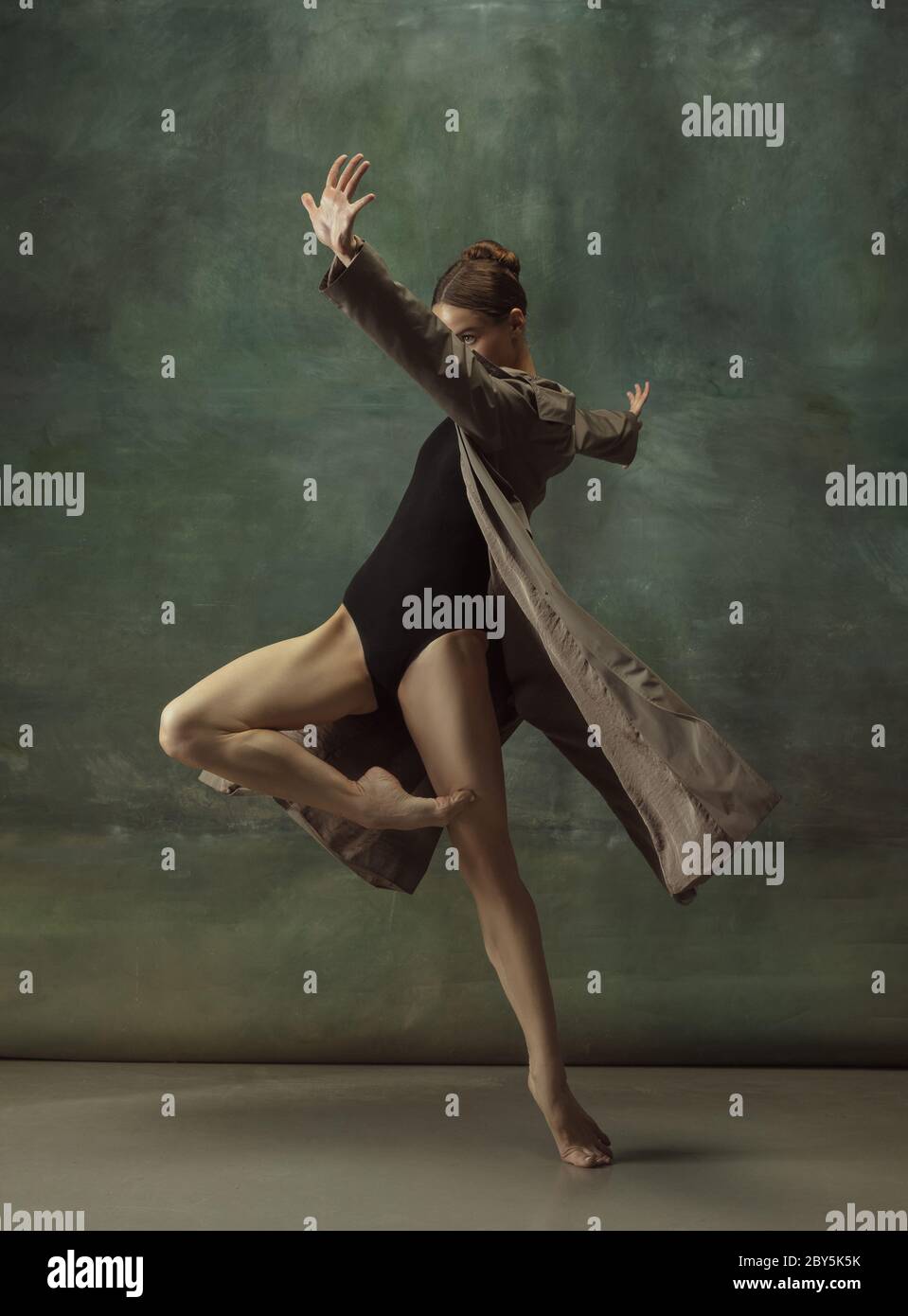 Page 17 | Ballet Dance Poses Images - Free Download on Freepik