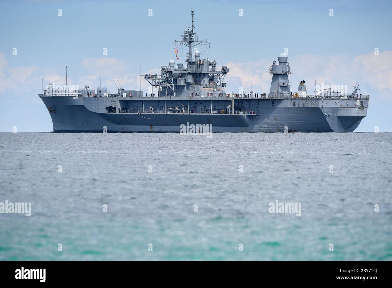 June 5, 2020, the USS Mount Whitney (LCC-20), a command ship for the United States Navy's amphibious warfare and the second Blue Ridge-class ship. It is named after Mount Whitney and has served in the U.S. Navy since 1971, and has been part of the Military Sealift Command since 2004. It is based in Gaeta, Italy and serves as the flagship for the commander of the 6th U.S. fleet. The ship leaving Kiel during the NATO maneuver BALTOPS. | usage worldwide Stock Photo